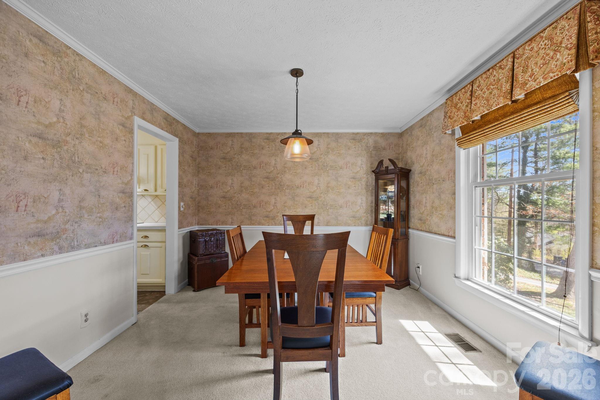 3124 Primrose Drive Hendersonville NC 28792