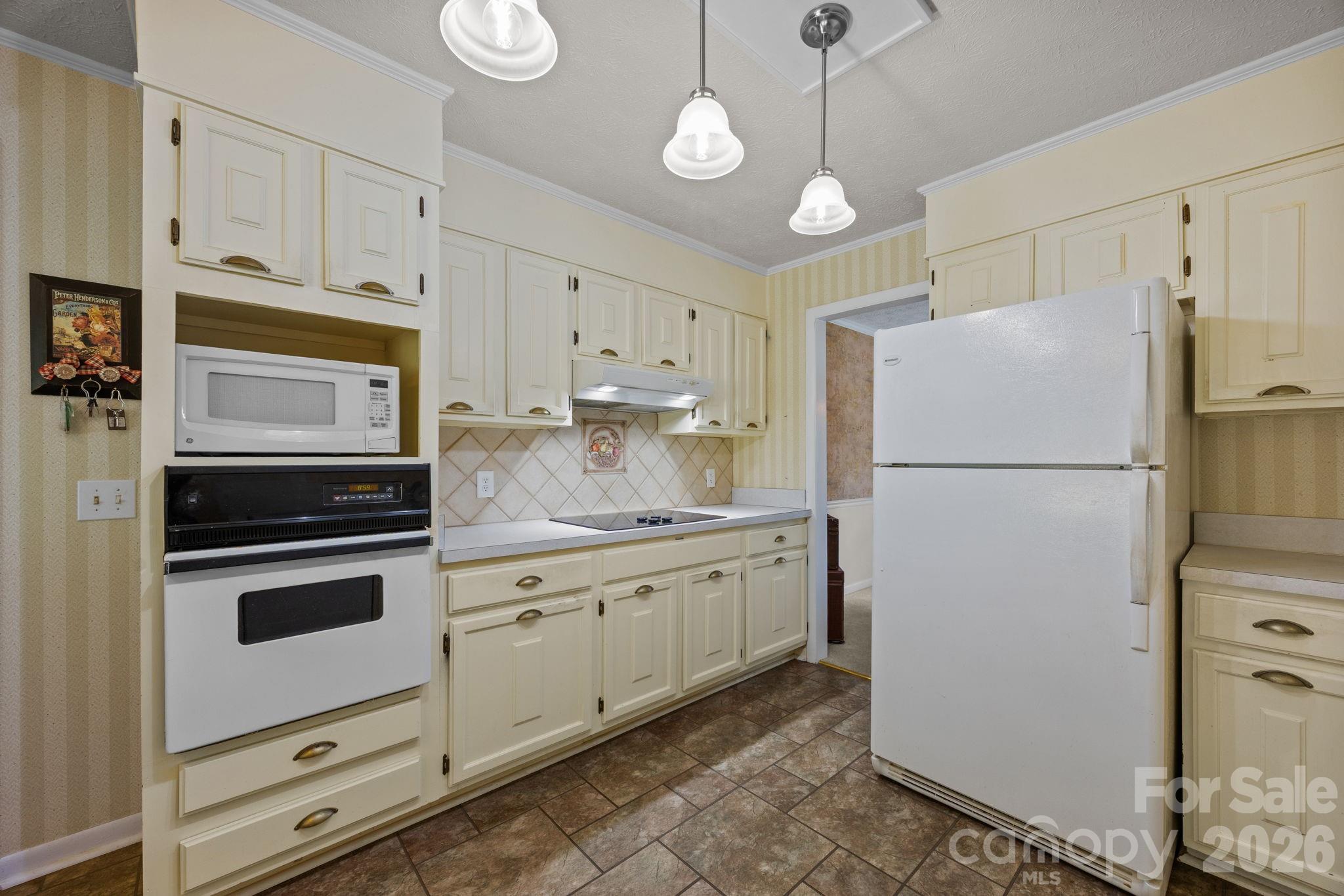 3124 Primrose Drive Hendersonville NC 28792
