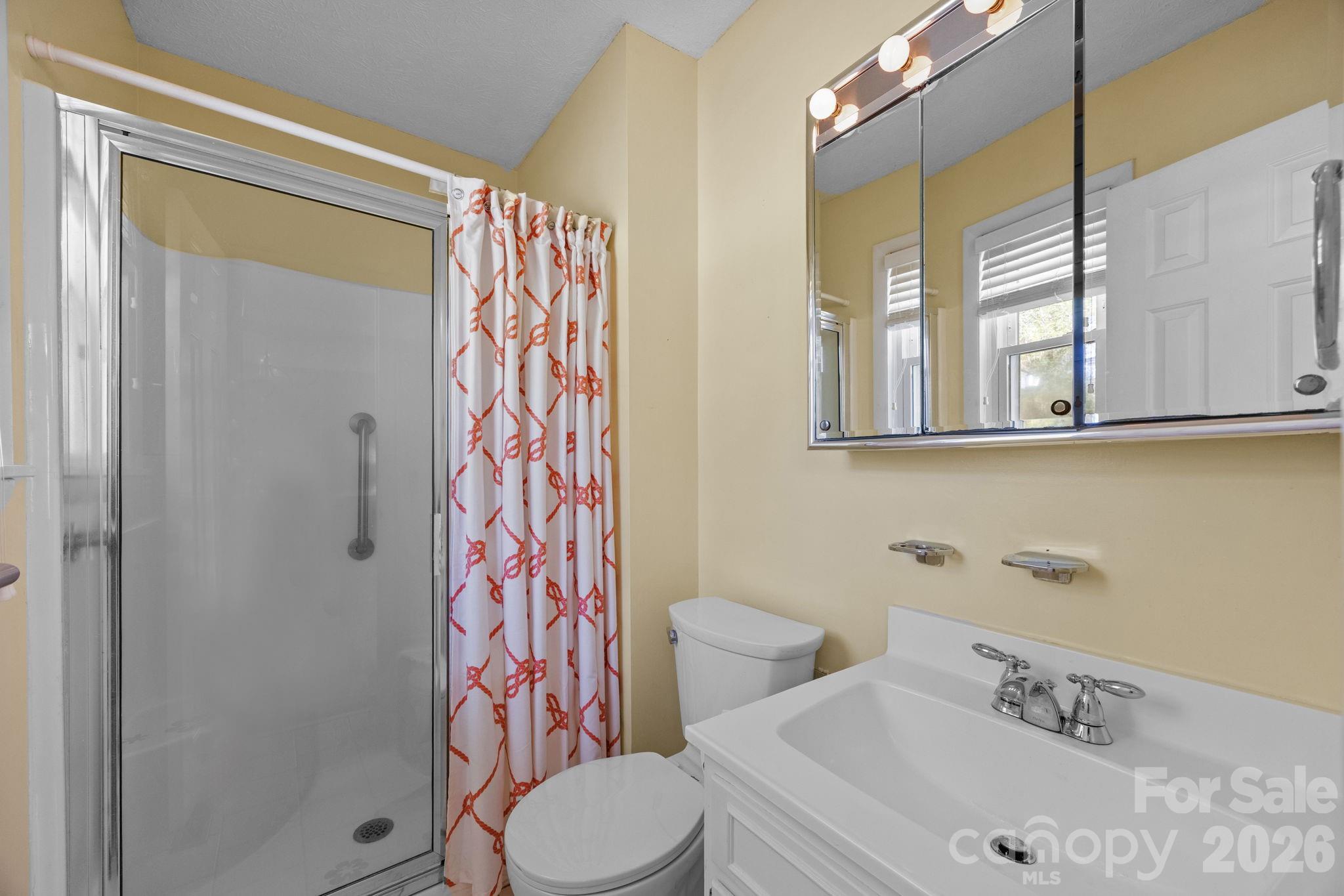 3124 Primrose Drive Hendersonville NC 28792