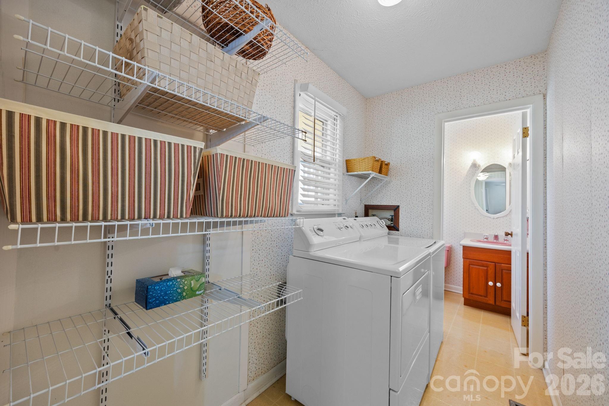 3124 Primrose Drive Hendersonville NC 28792