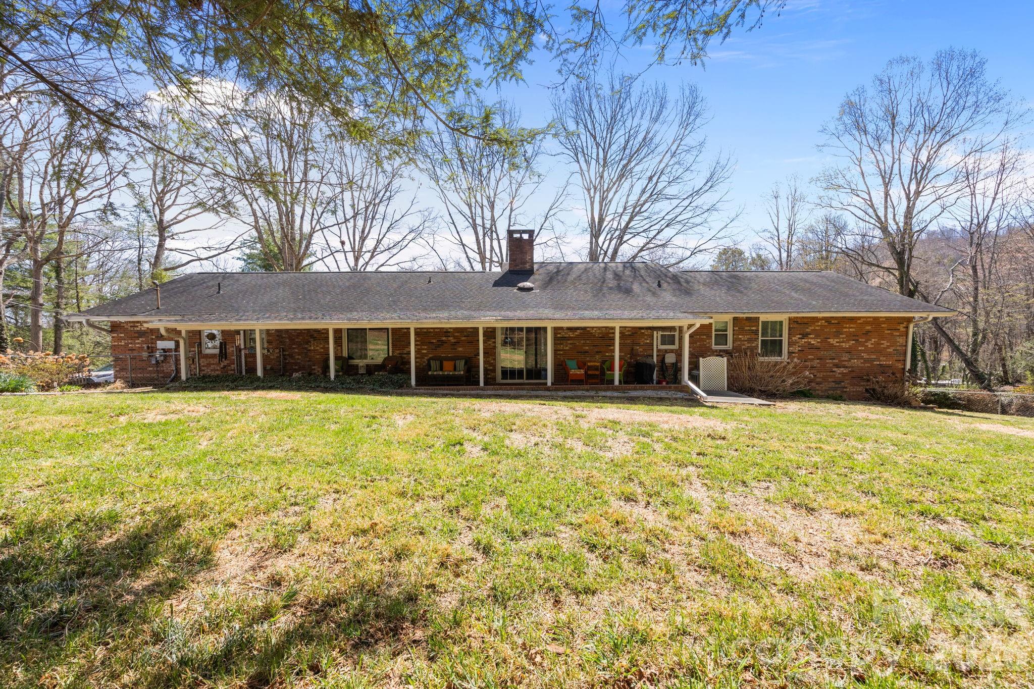 3124 Primrose Drive Hendersonville NC 28792