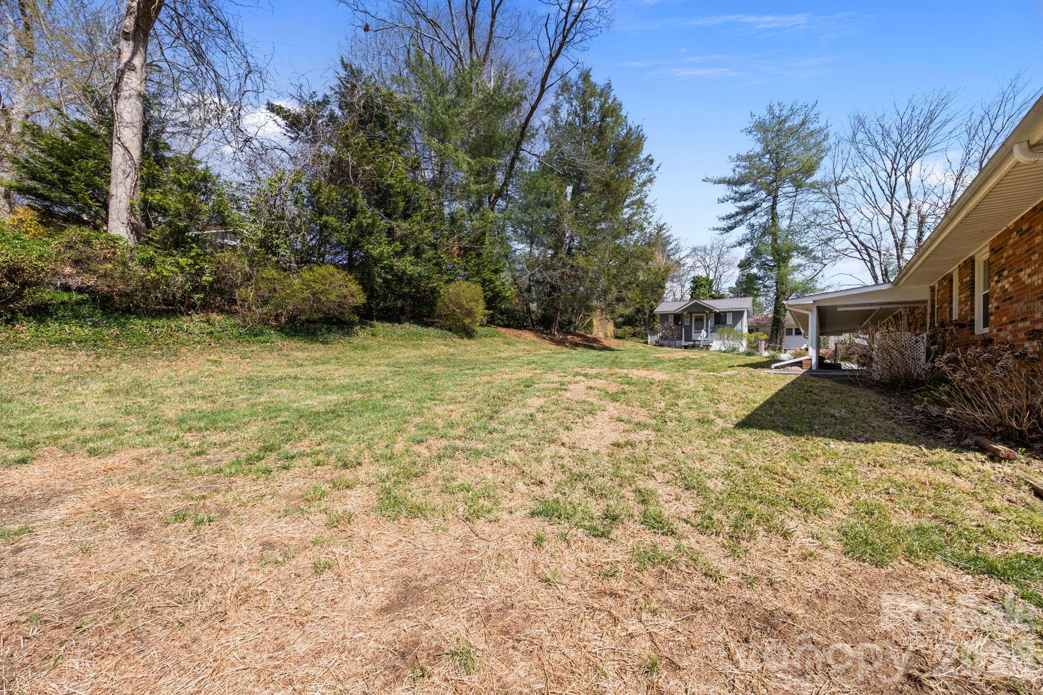 3124 Primrose Drive Hendersonville NC 28792