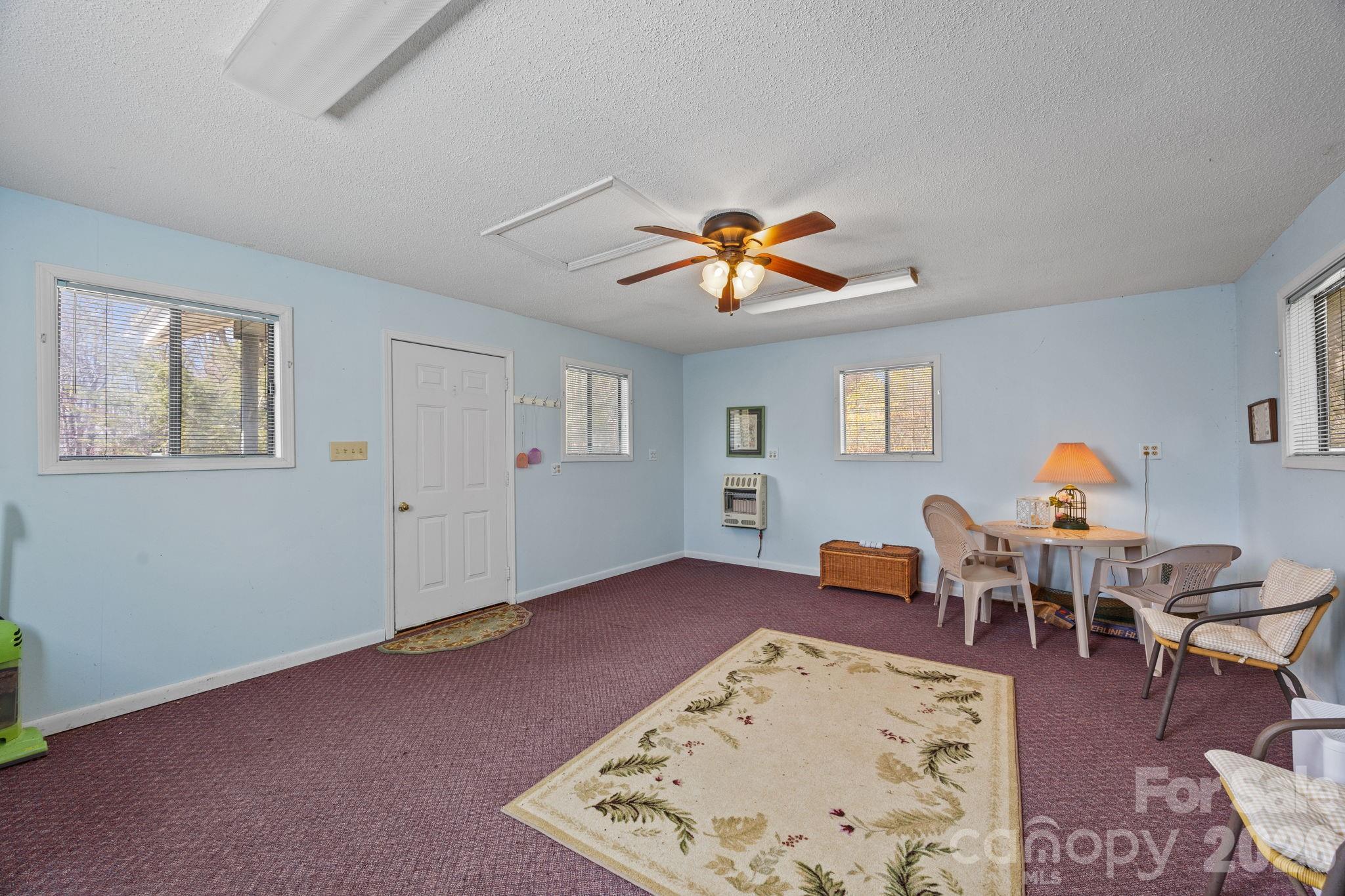 3124 Primrose Drive Hendersonville NC 28792