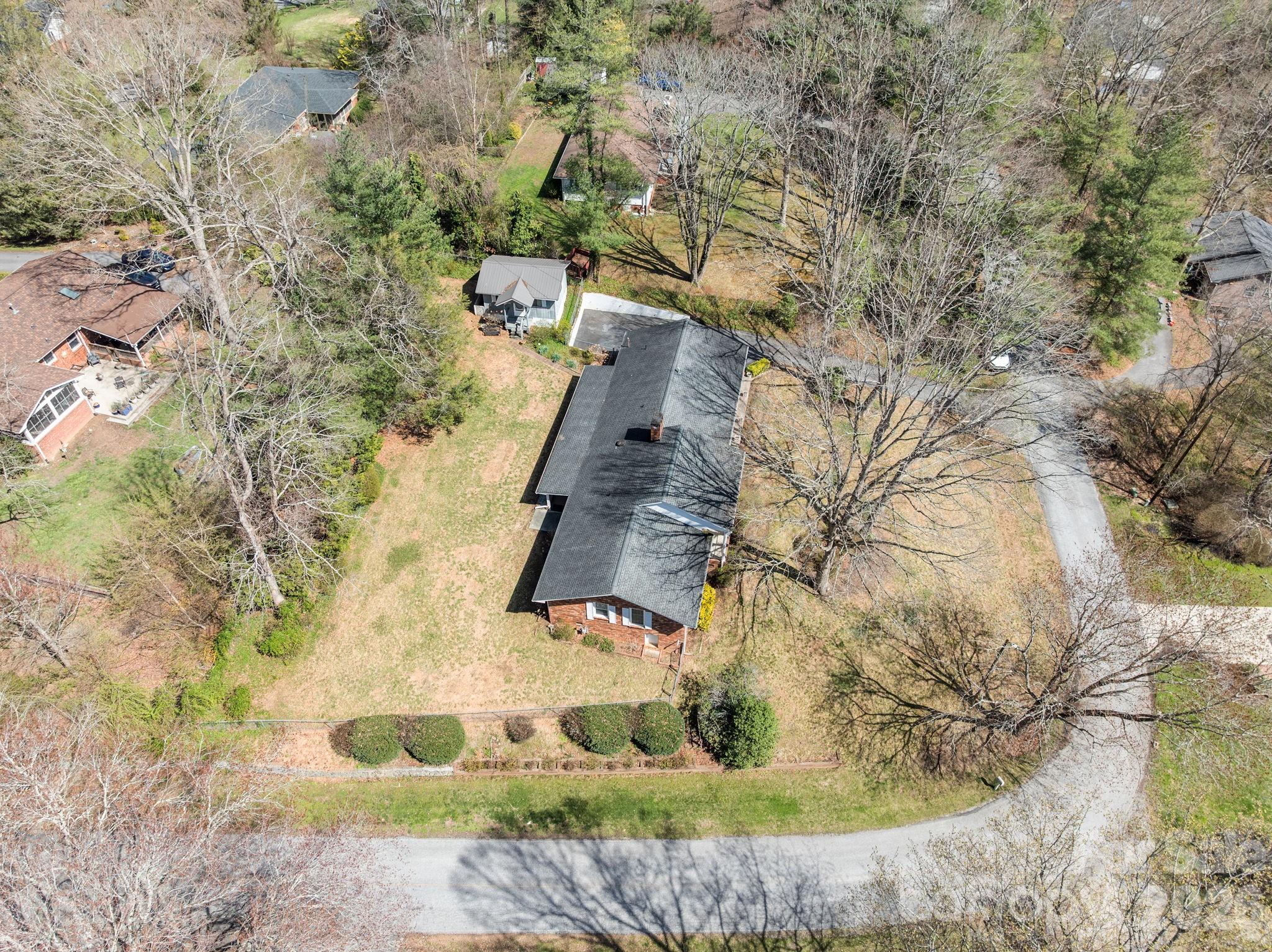 3124 Primrose Drive Hendersonville NC 28792