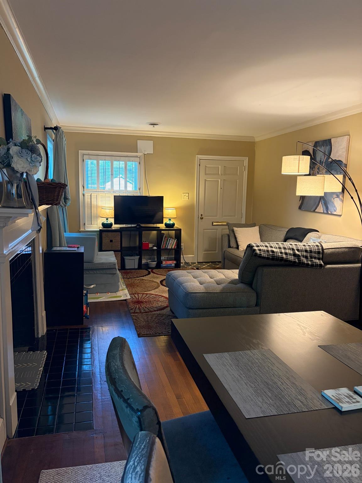 2009 Hassell Place Charlotte NC 28209