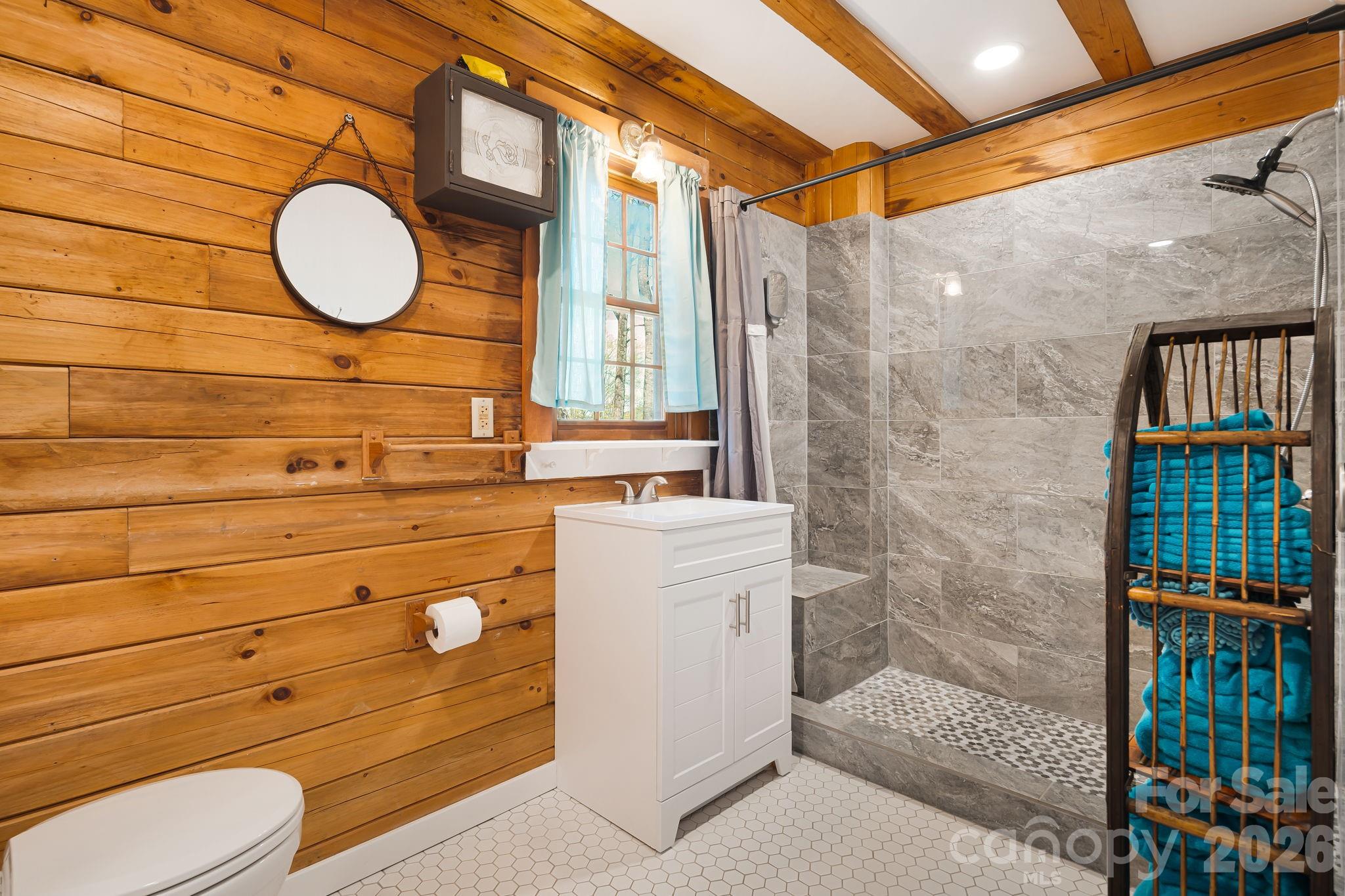 2977 Heath Peak Road Waynesville NC 28785
