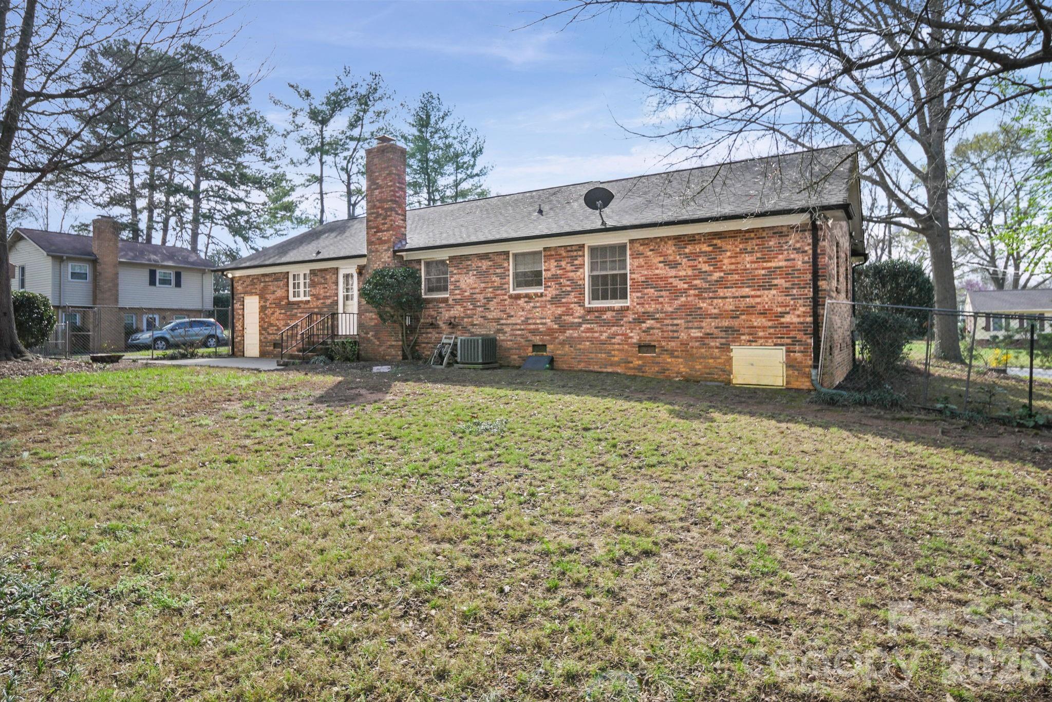 1628 Dixon Road Gastonia NC 28054