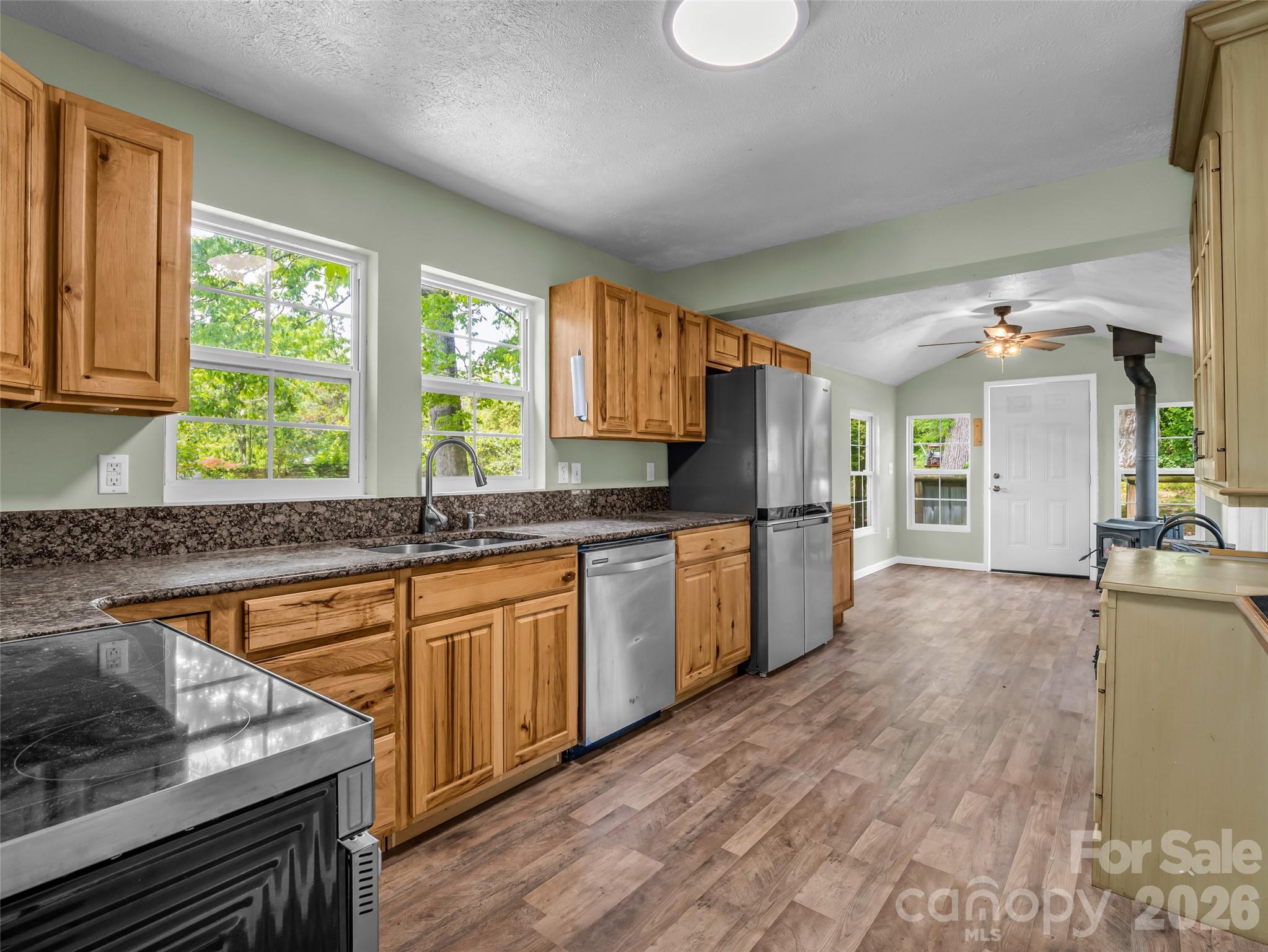 1916 Old Spartanburg Road Hendersonville NC 28792