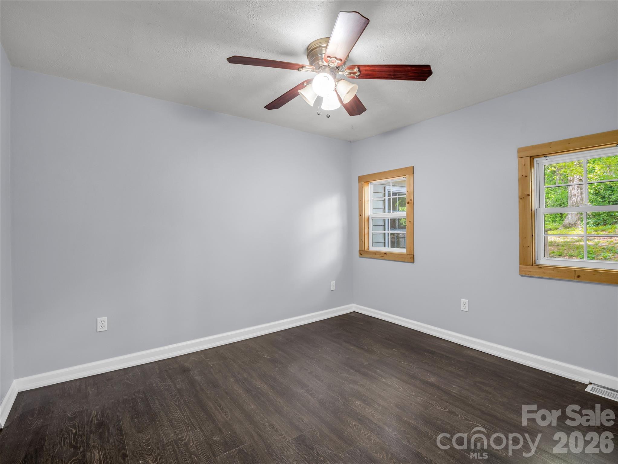 1916 Old Spartanburg Road Hendersonville NC 28792