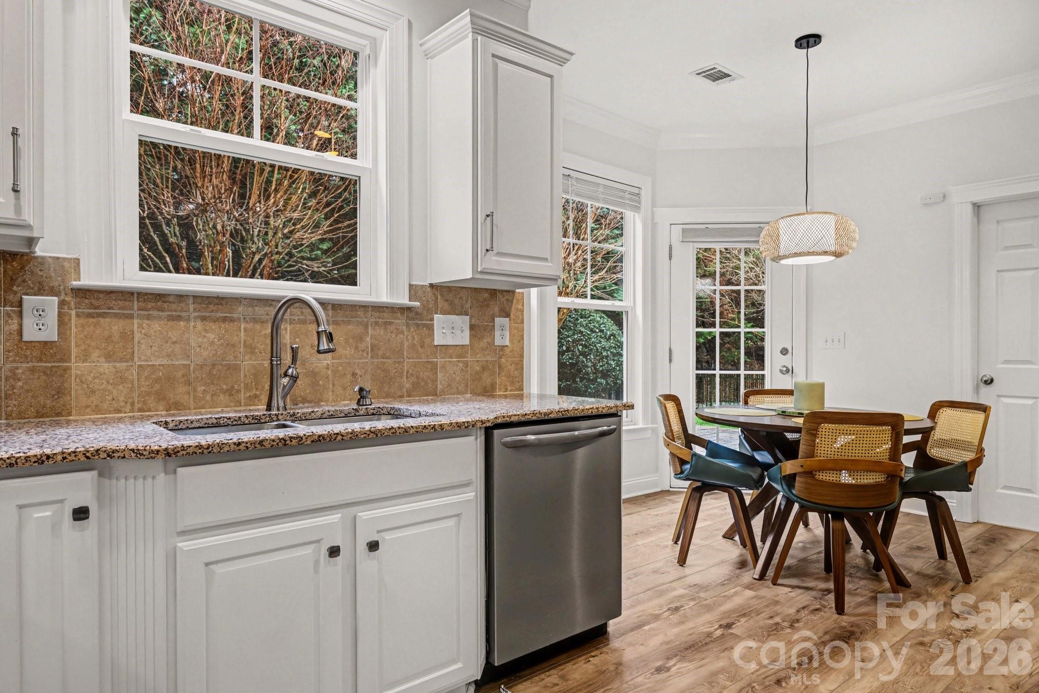 1022 Fleming Lane Matthews NC 28104