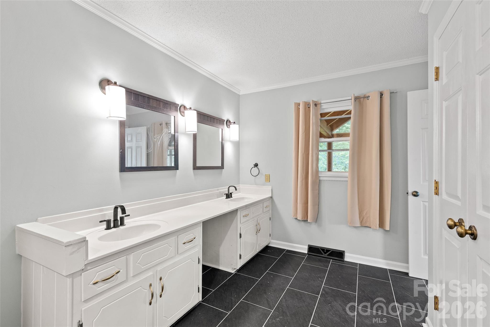 2004 Fountain Lane Stanley NC 28164