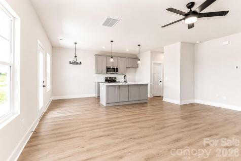 3139 Old Mountain Road Stony Point NC 28678