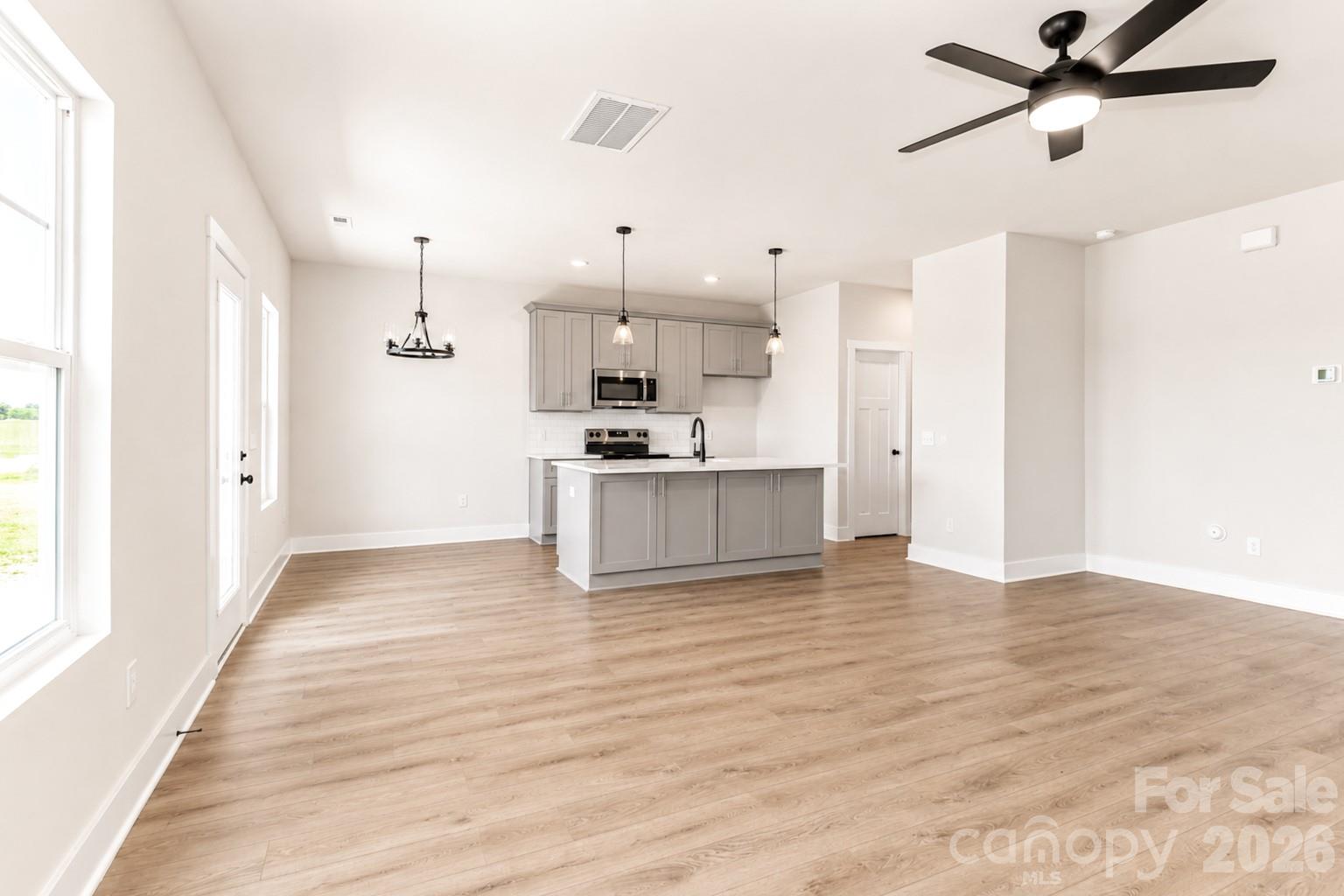 3139 Old Mountain Road Stony Point NC 28678