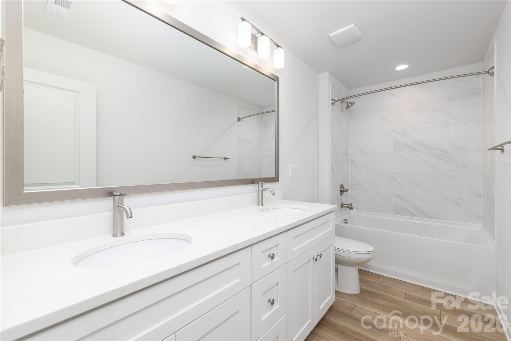 2028 Gilbert Street Charlotte NC 28216