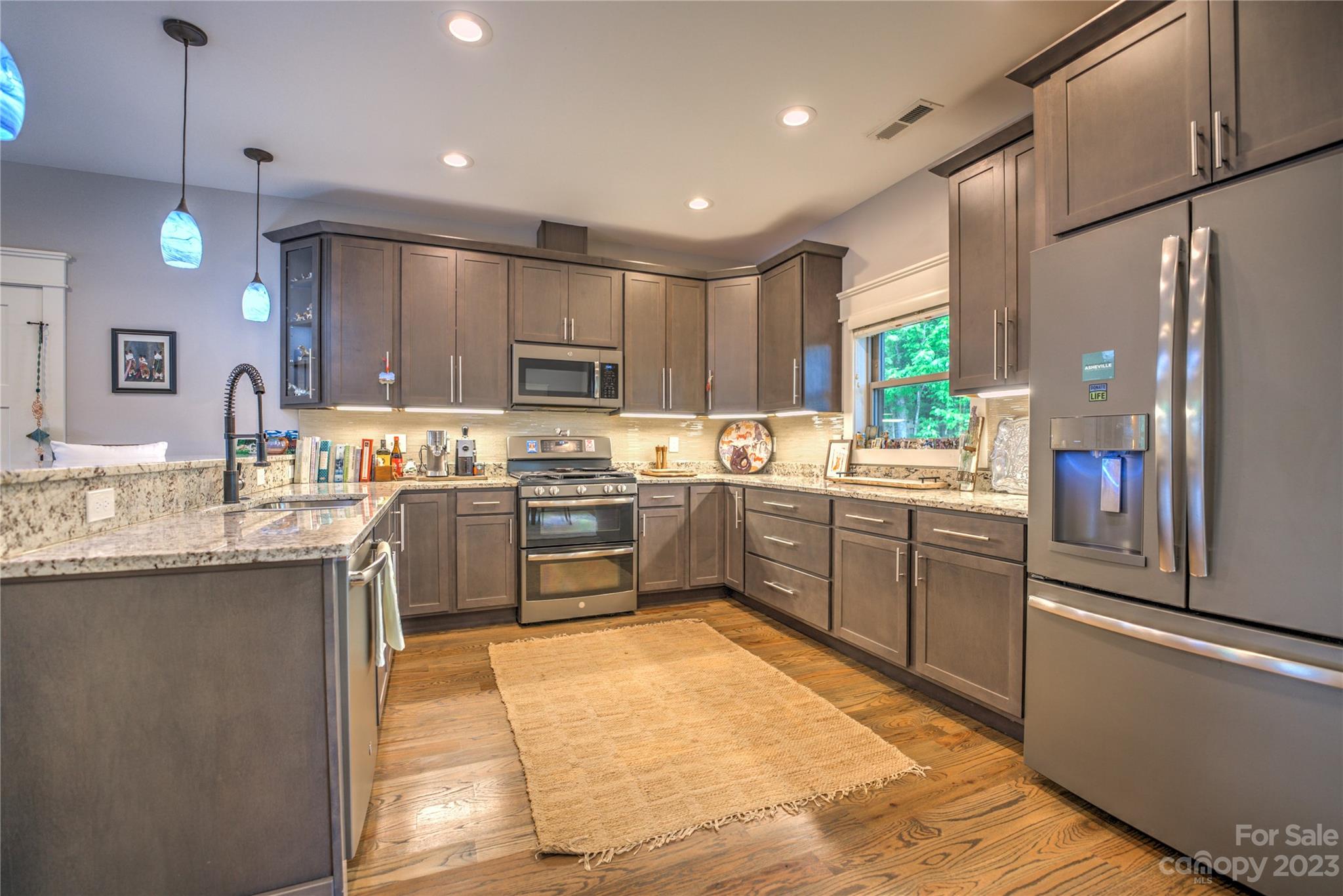 16 Feather Ridge Road Asheville NC 28805
