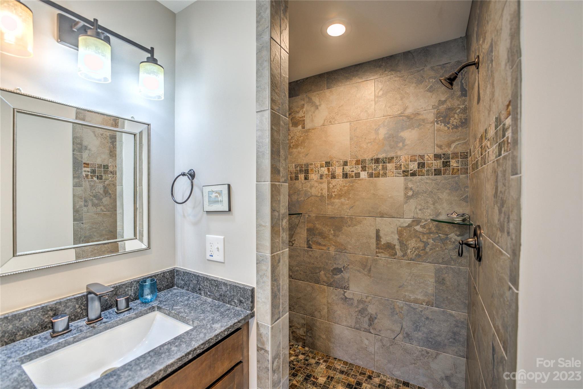 16 Feather Ridge Road Asheville NC 28805