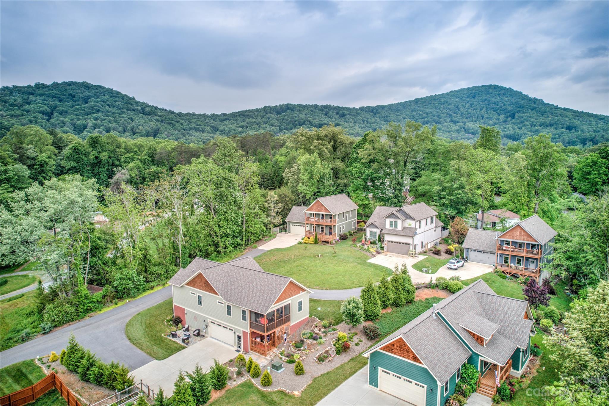 16 Feather Ridge Road Asheville NC 28805
