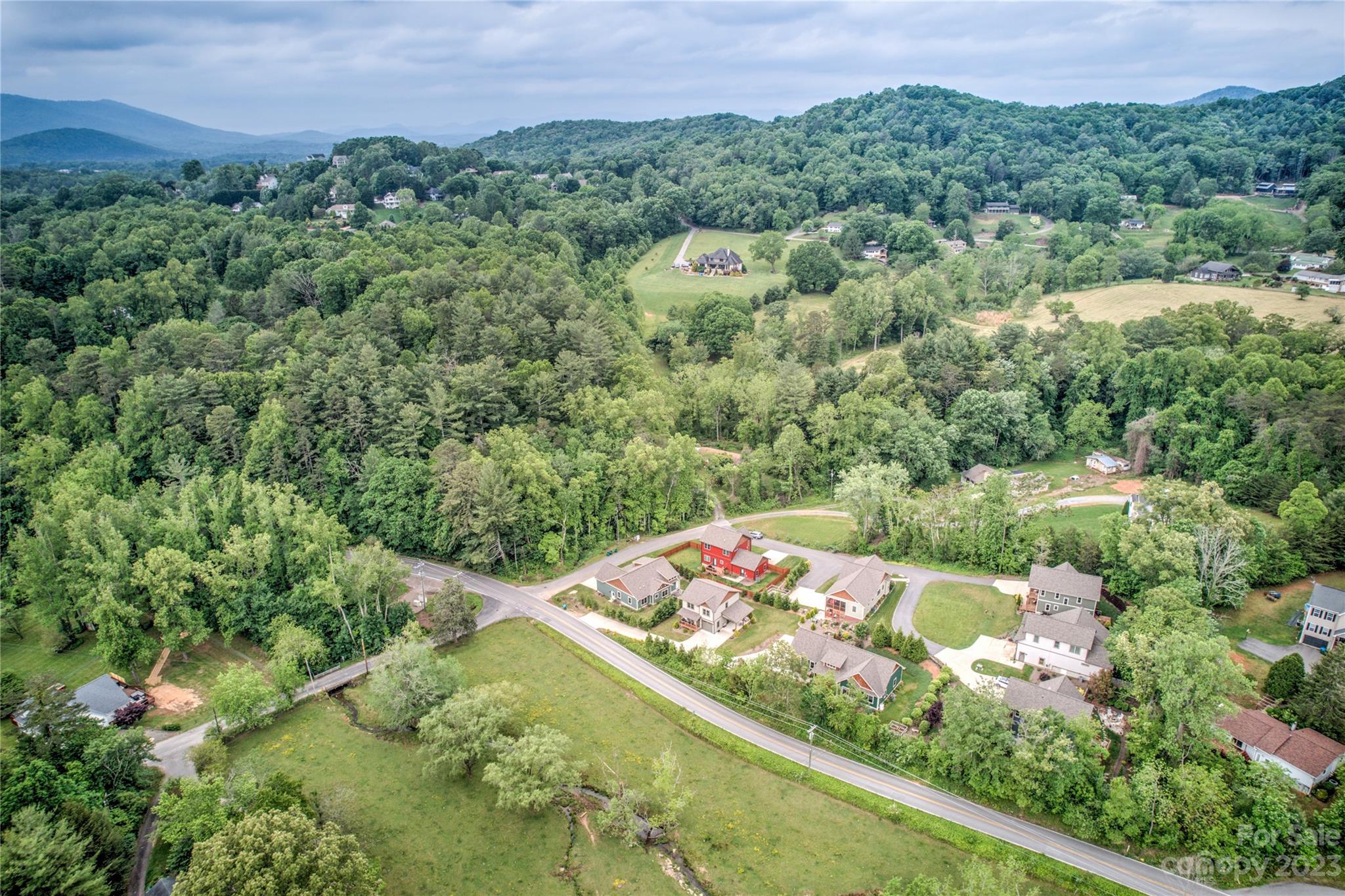 16 Feather Ridge Road Asheville NC 28805