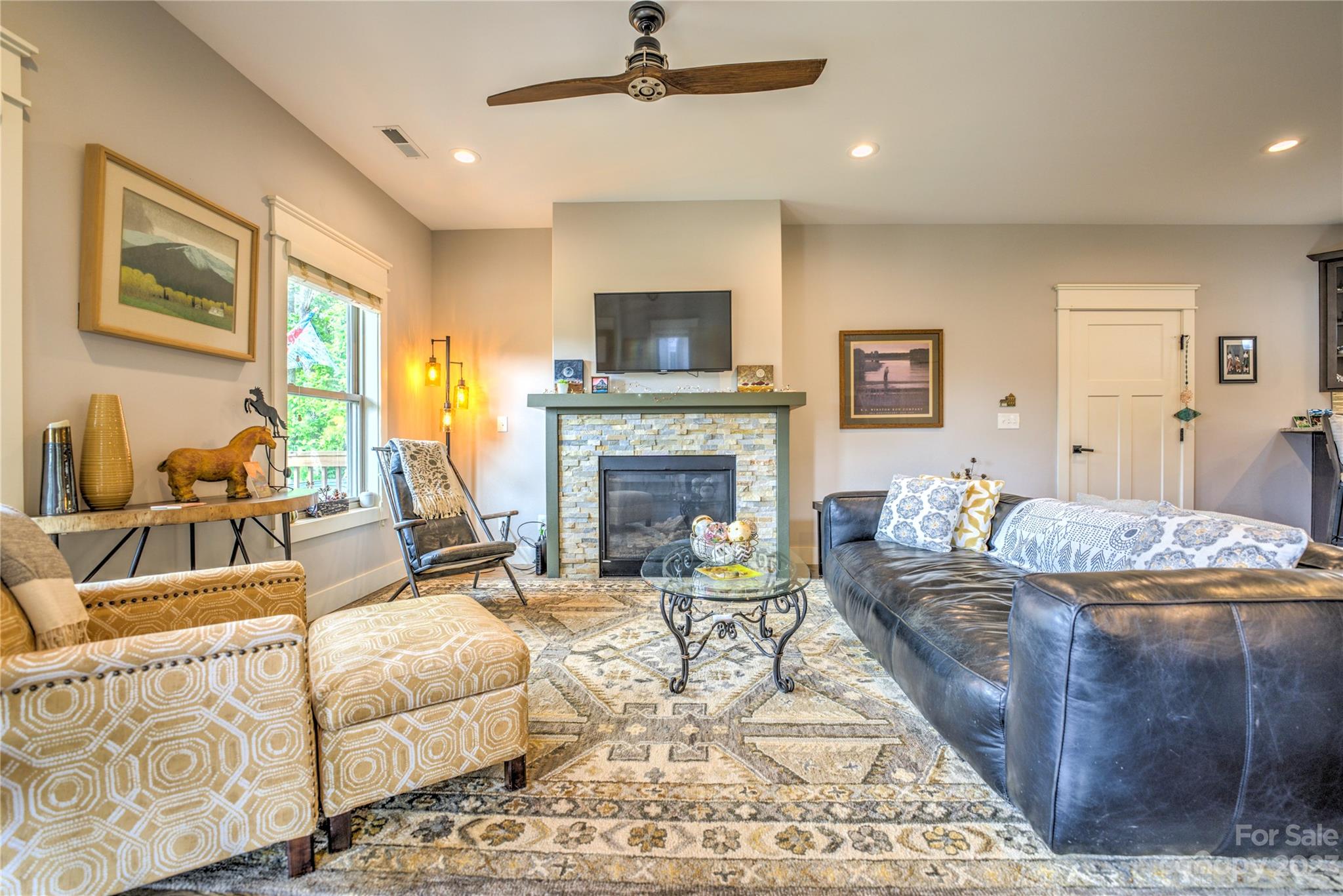 16 Feather Ridge Road Asheville NC 28805