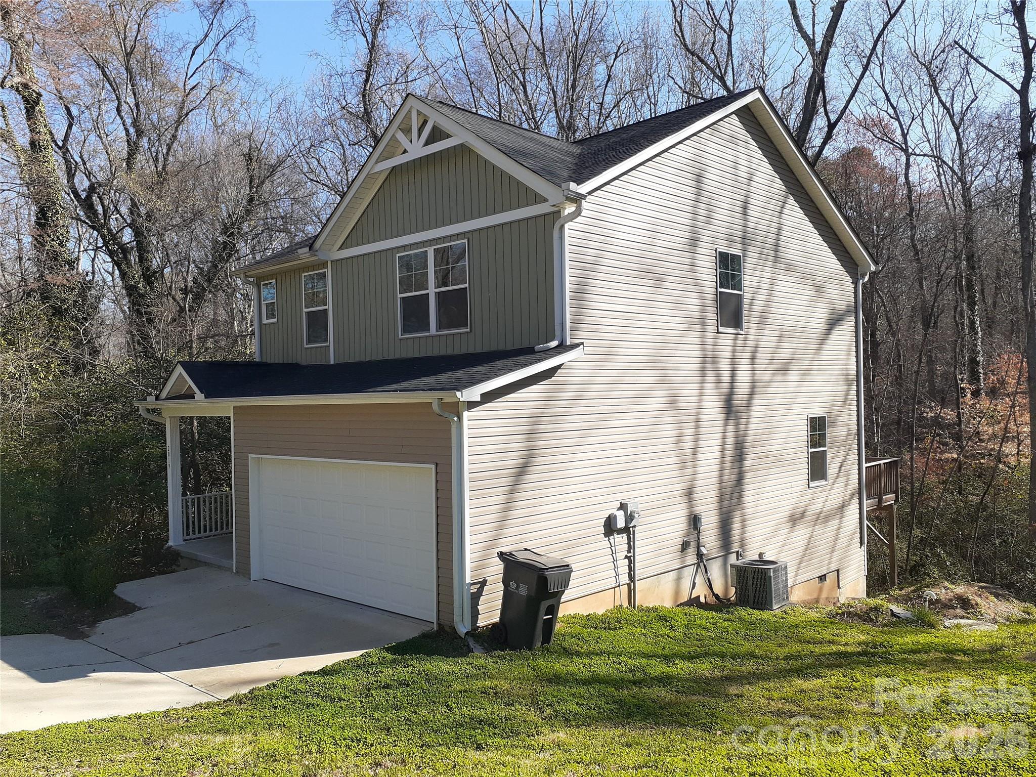 2019 Arapaho Drive Charlotte NC 28214