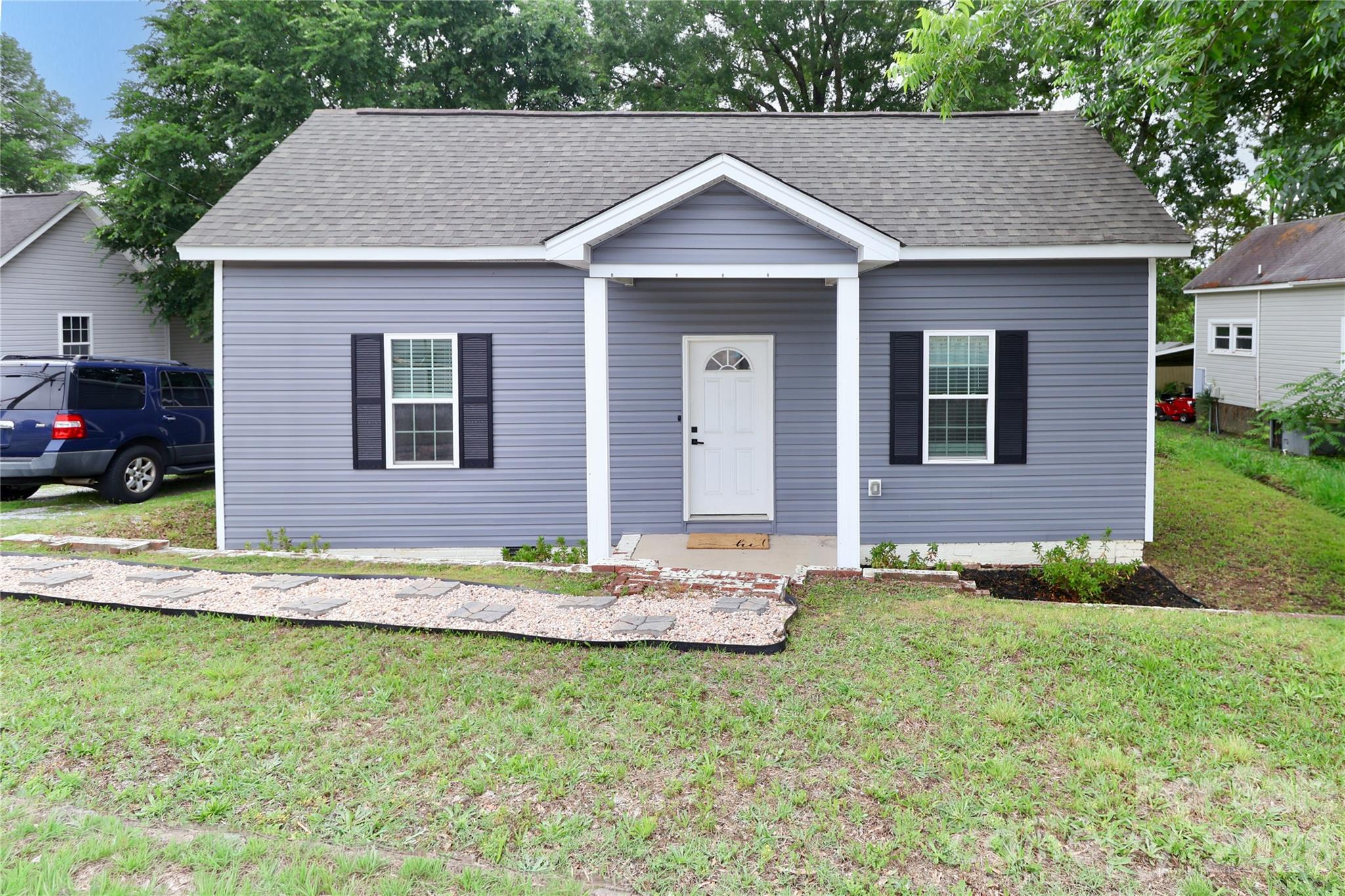 Landis NC, 703 S Main Street
