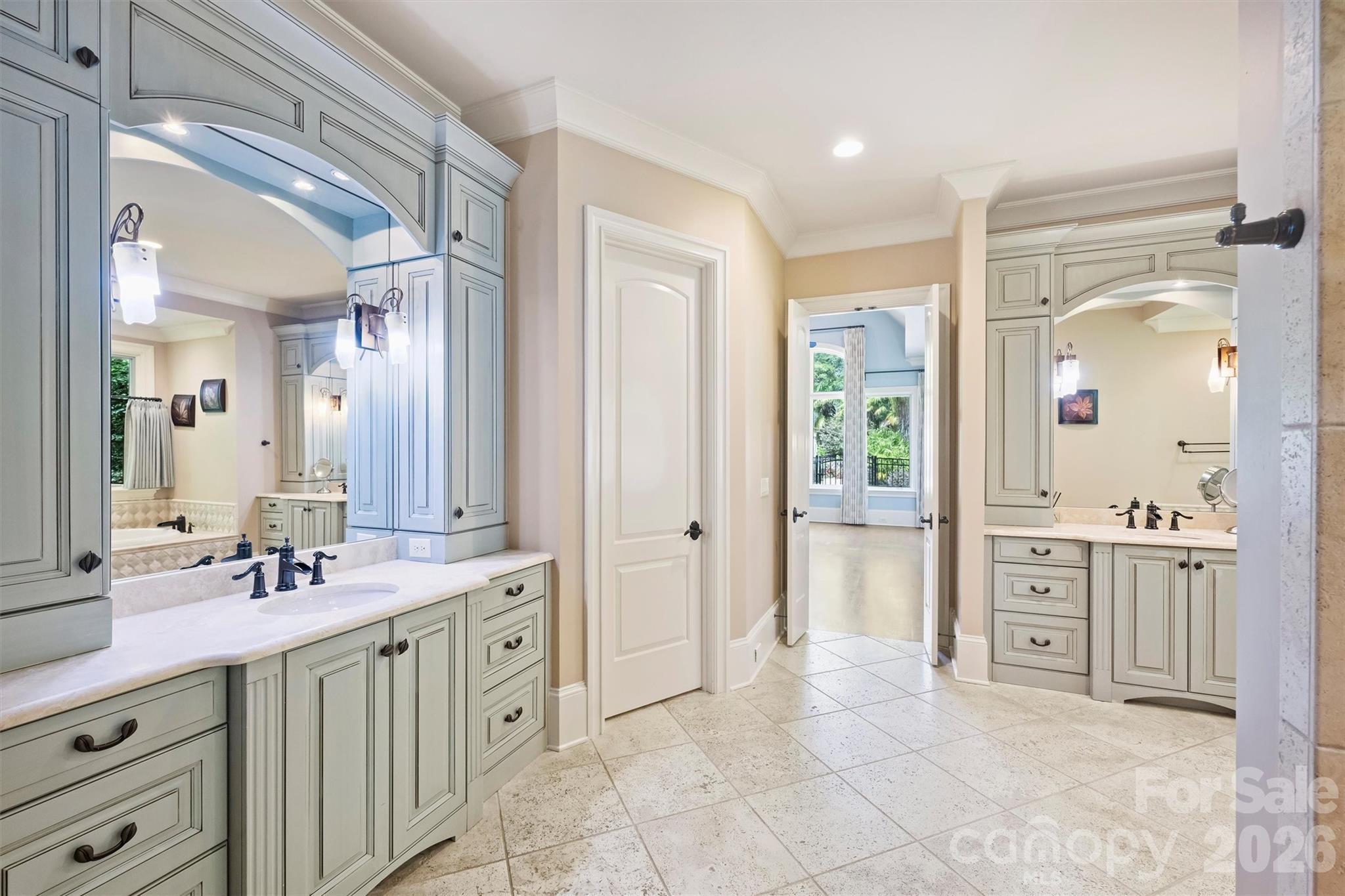 4901 Carmel Park Drive Charlotte NC 28226