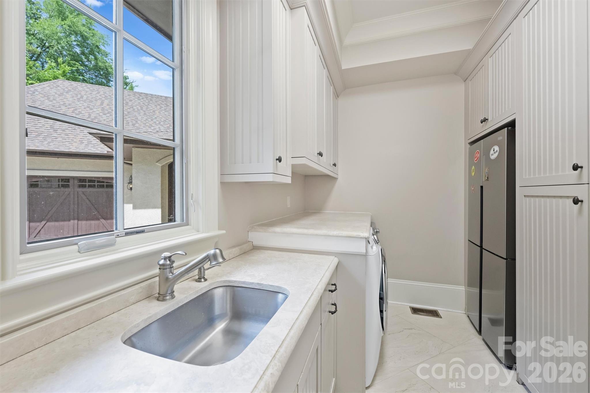4901 Carmel Park Drive Charlotte NC 28226