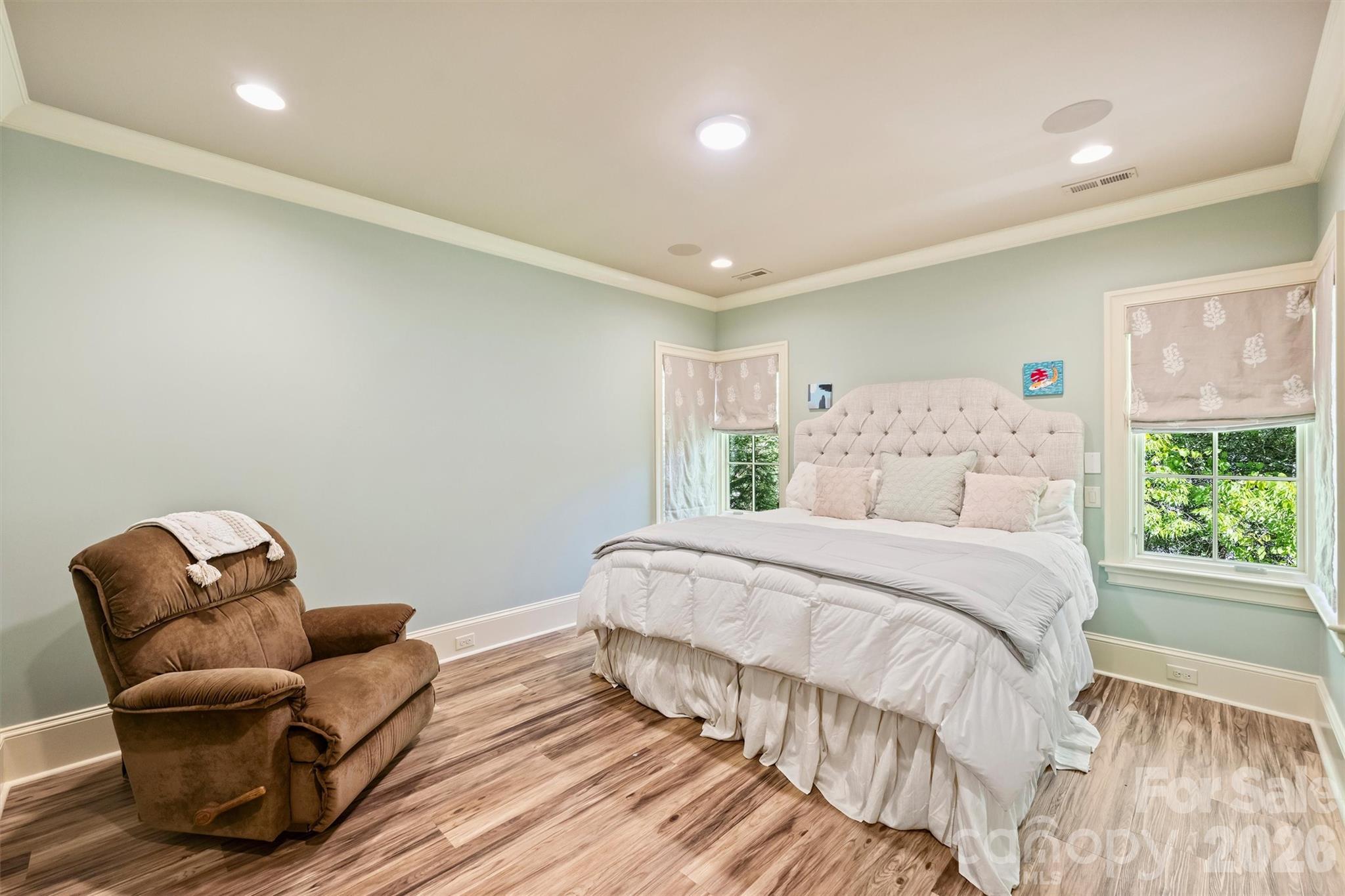 4901 Carmel Park Drive Charlotte NC 28226