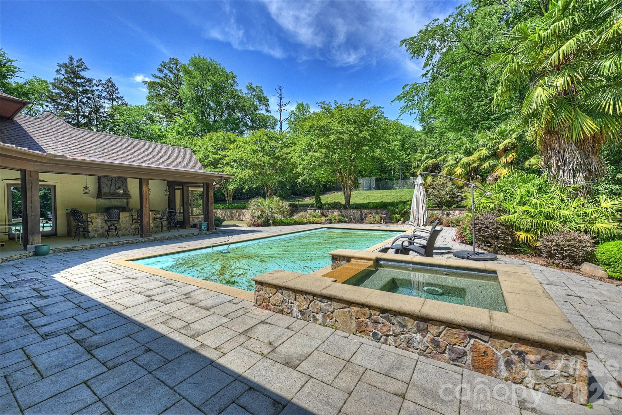 4901 Carmel Park Drive Charlotte NC 28226