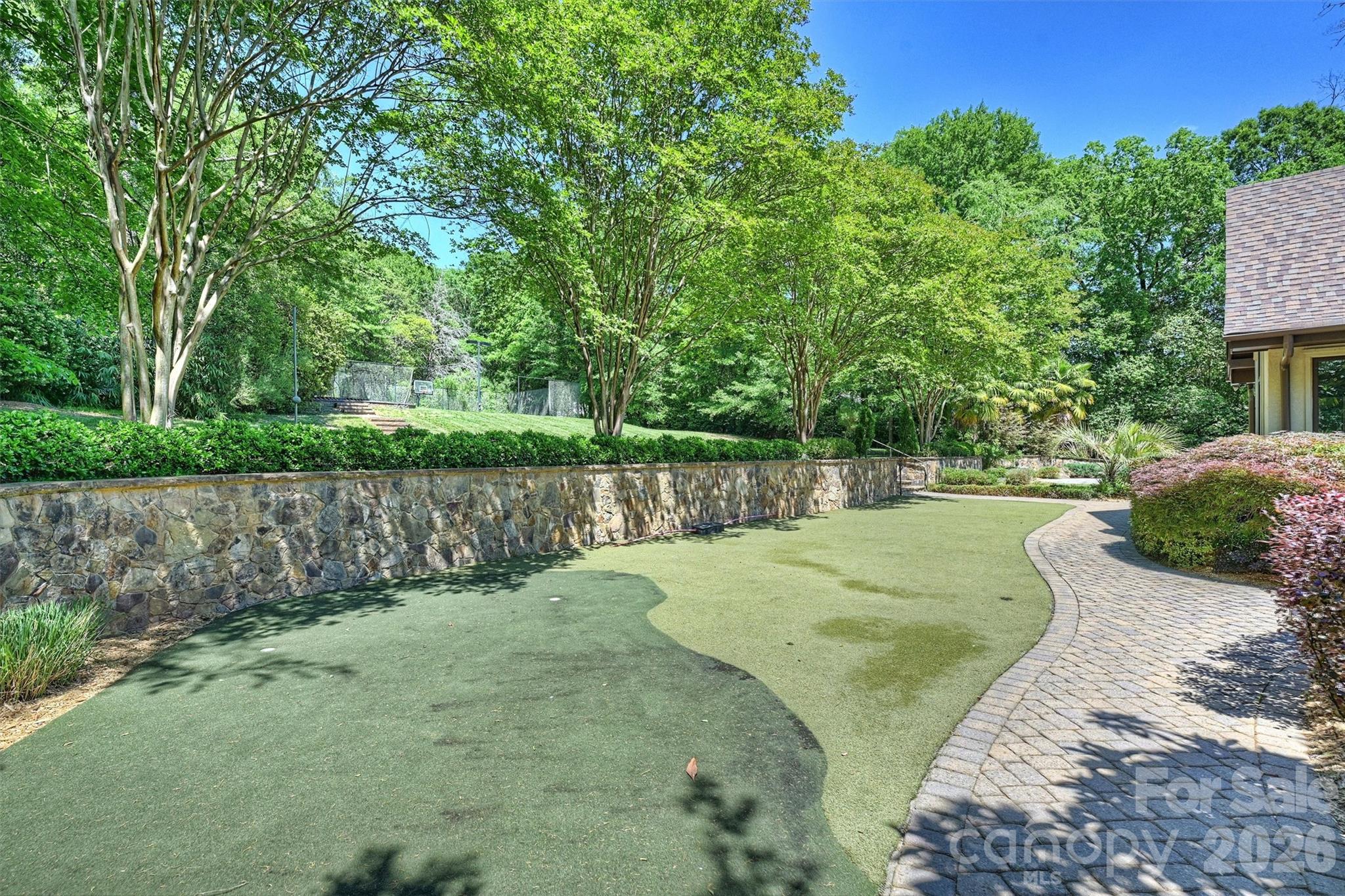 4901 Carmel Park Drive Charlotte NC 28226