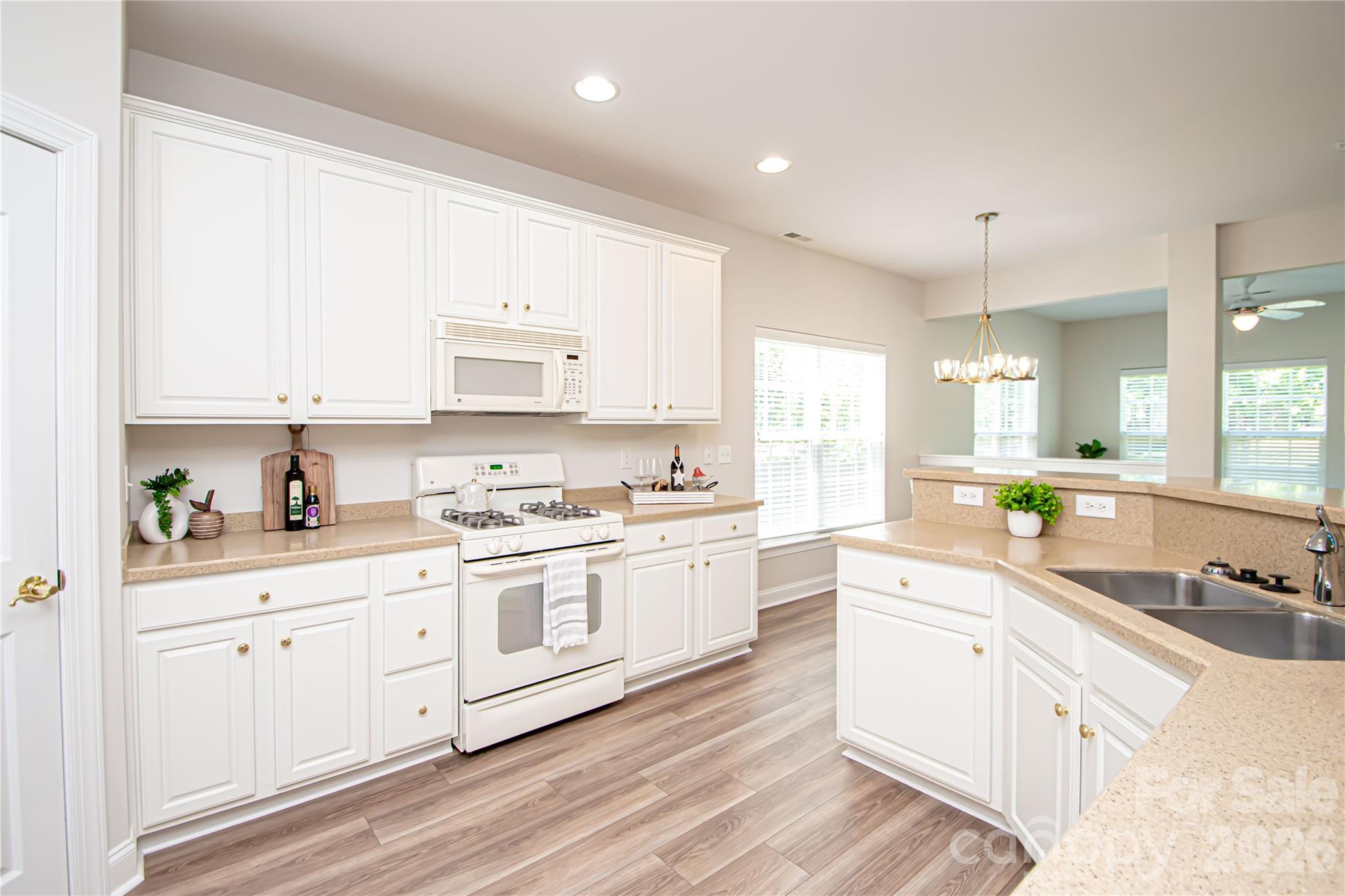 1325 Linden Glen Drive Matthews NC 28104