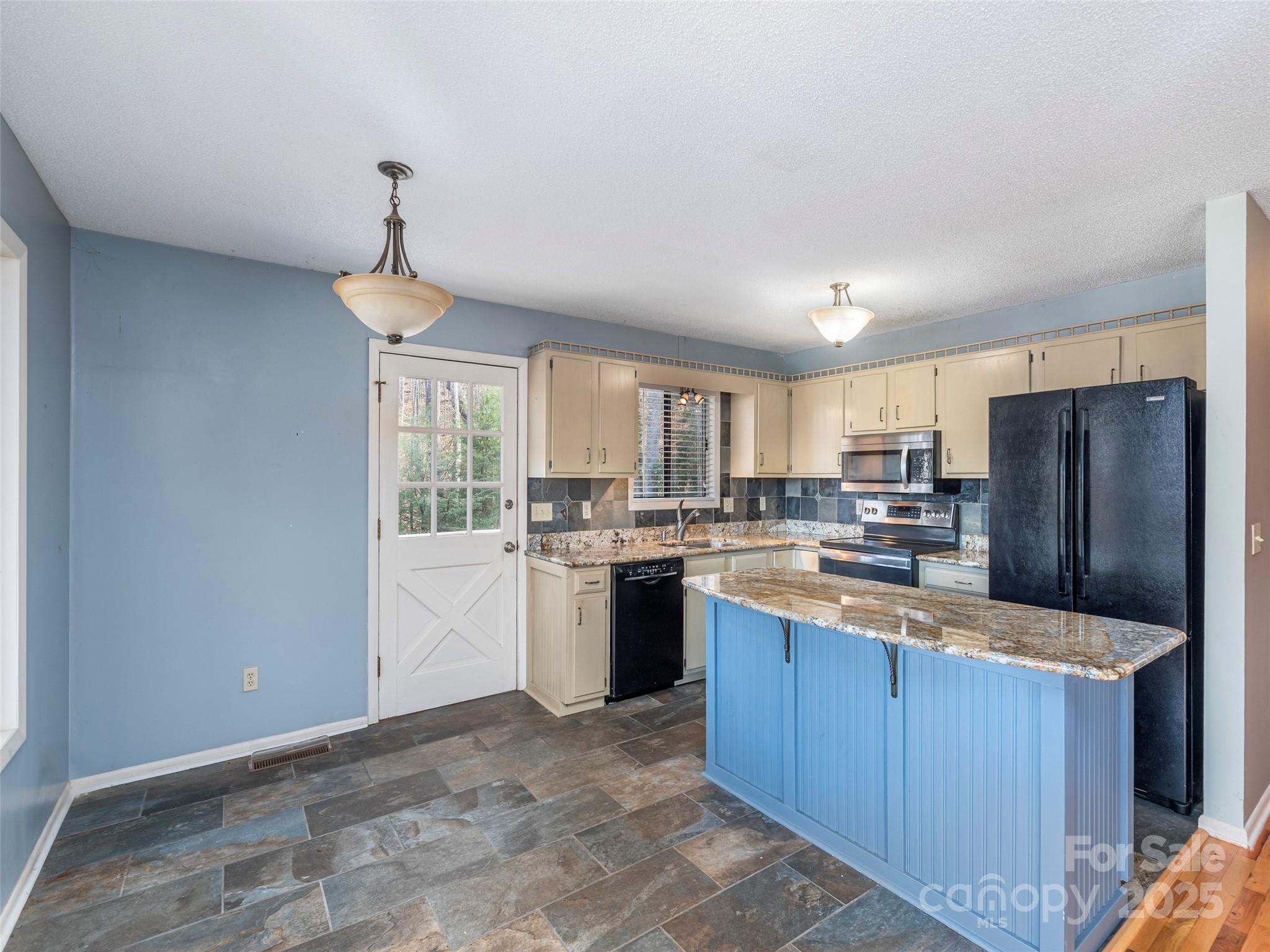 1392 Mount Chalet Road Canton NC 28716