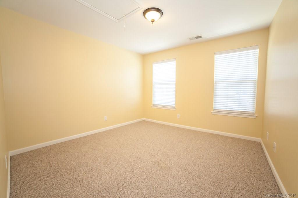 4738 Mount Royal Lane Charlotte NC 28210