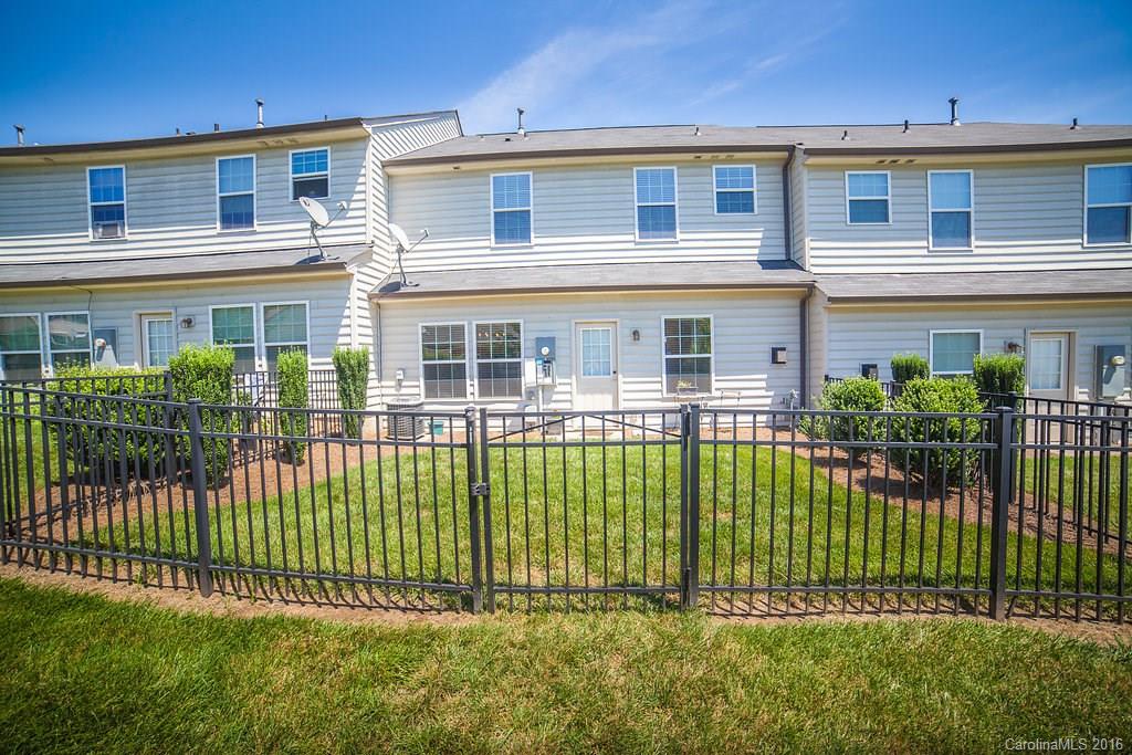 4738 Mount Royal Lane Charlotte NC 28210