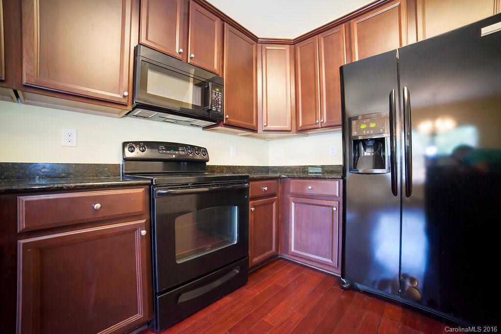 4738 Mount Royal Lane Charlotte NC 28210