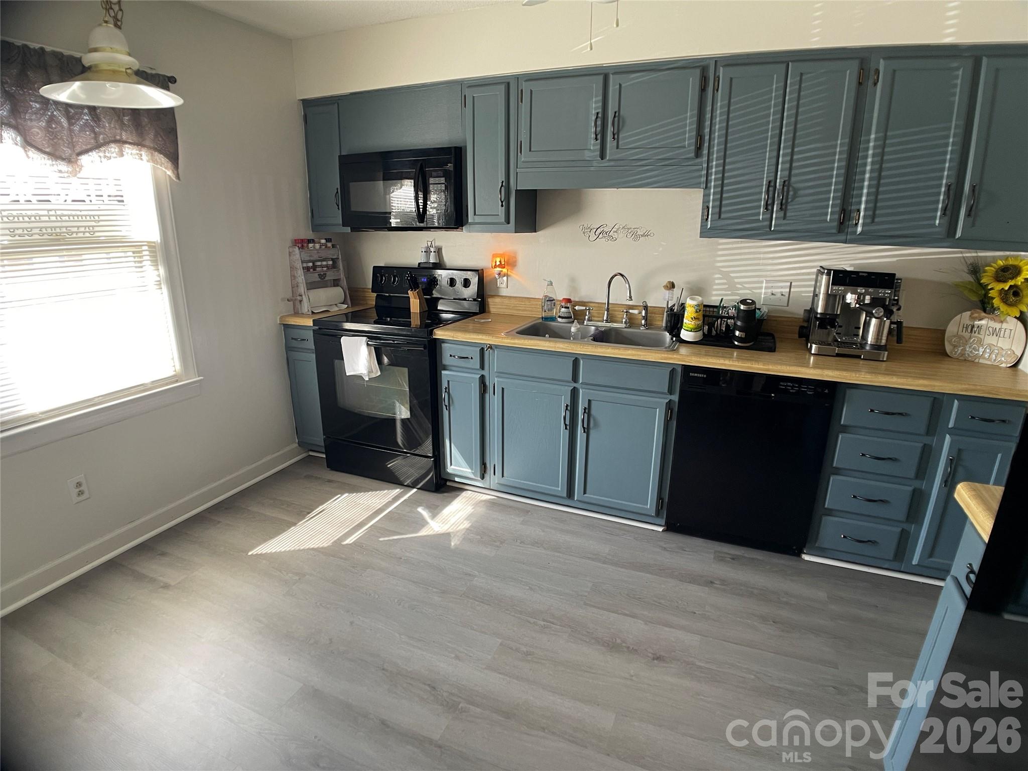 2705 N Center Street Hickory NC 28601