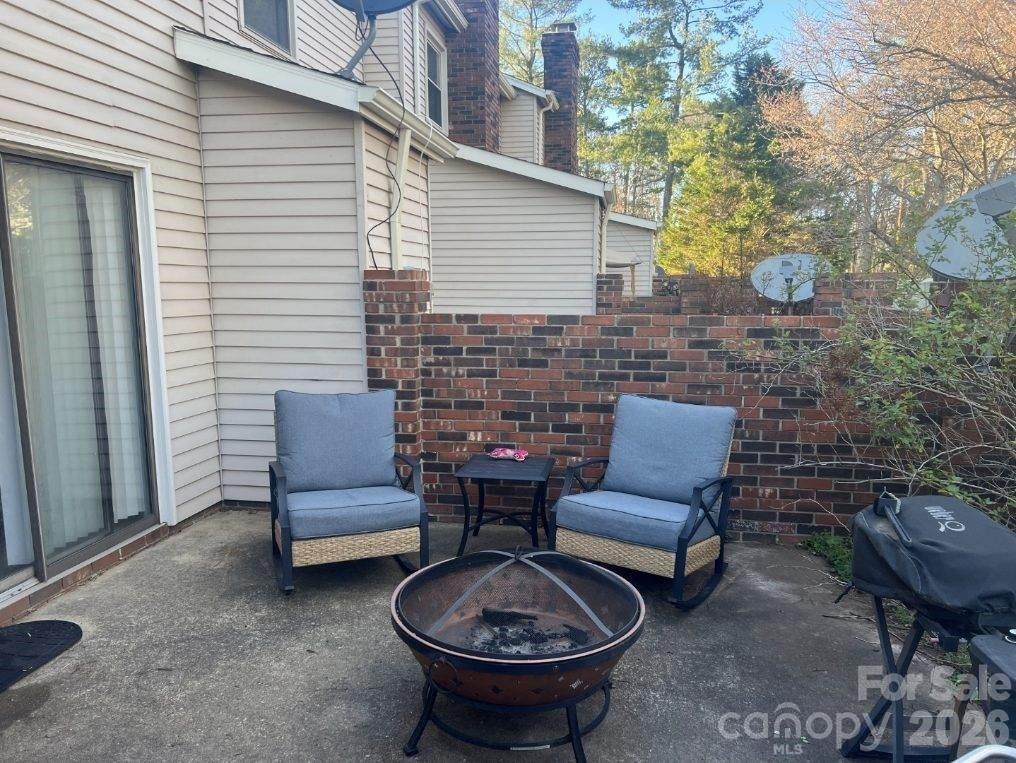 2705 N Center Street Hickory NC 28601
