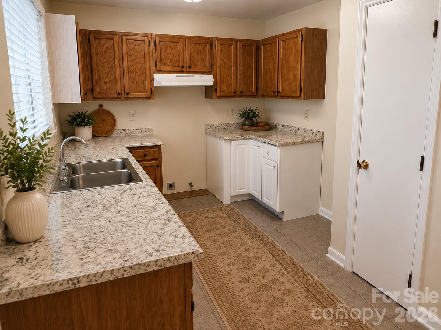 7636 Eastbourne Road Charlotte NC 28227