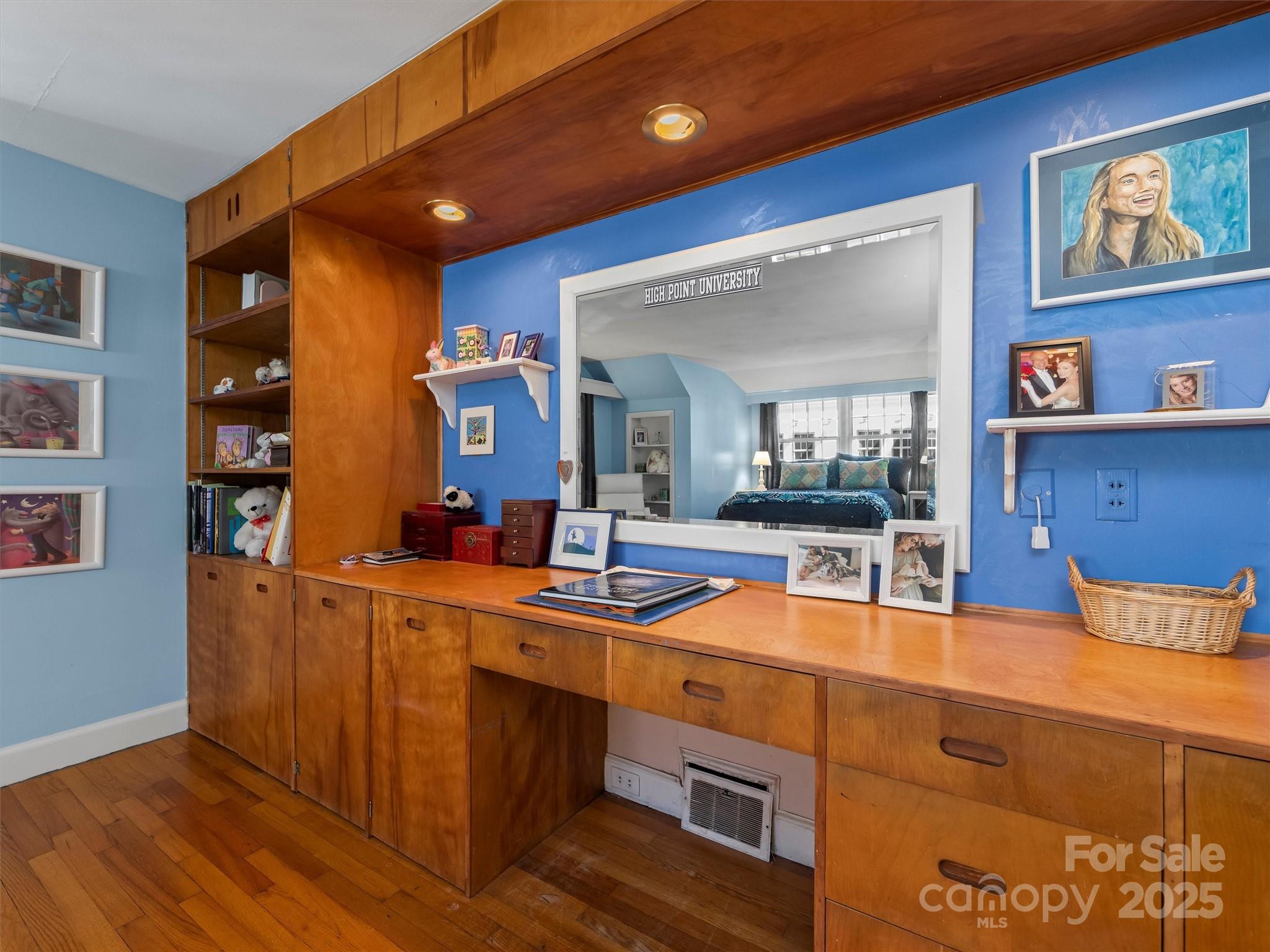 7 Park Road Asheville NC 28803