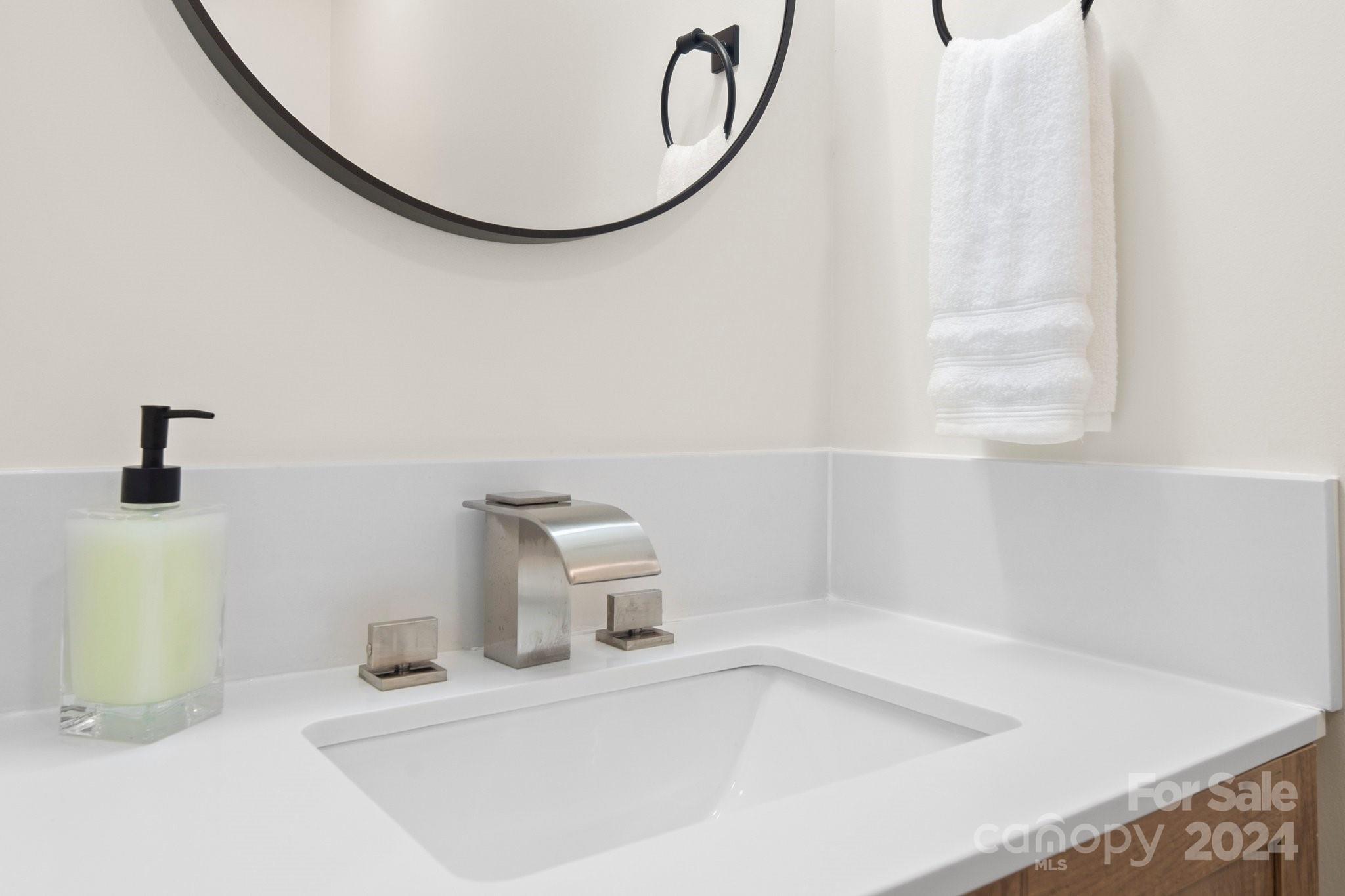 605 Hiawassee Avenue Black Mountain NC 28711