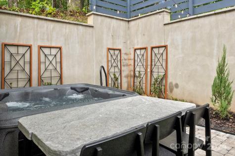 605 Hiawassee Avenue Black Mountain NC 28711