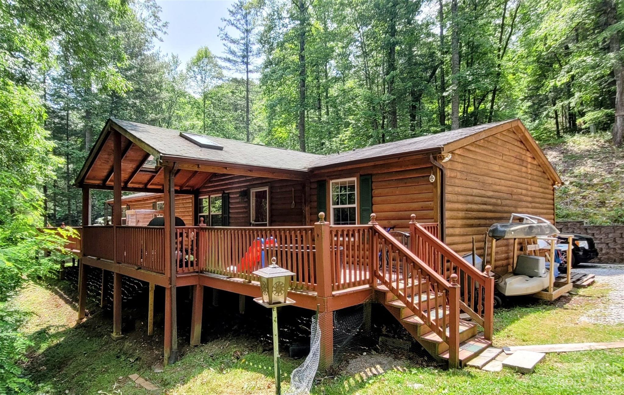 184 Green Leaf Drive Sylva NC 28779