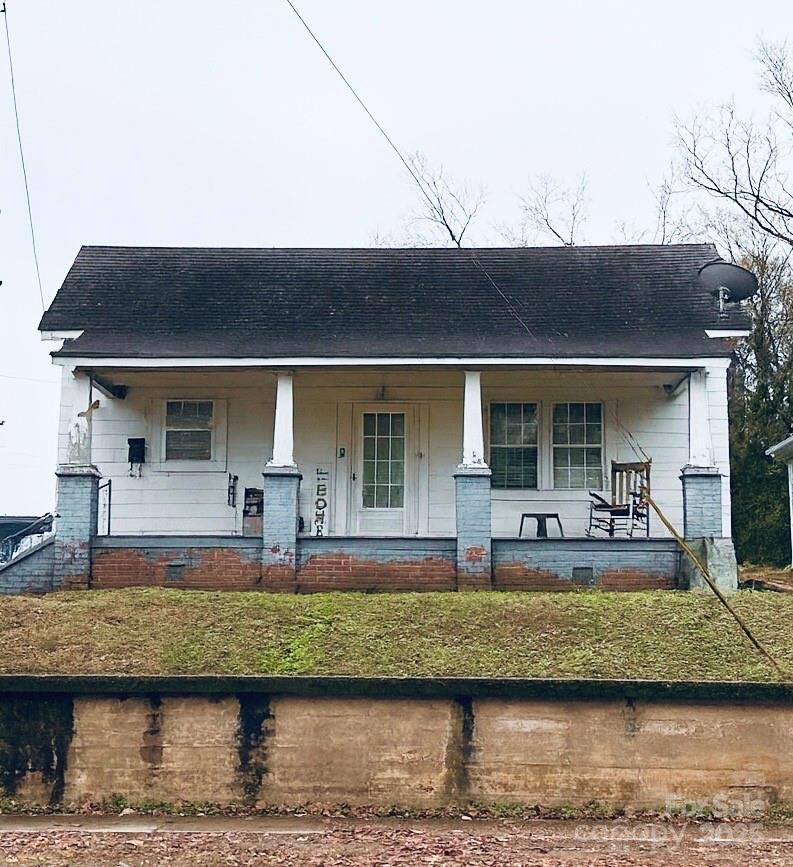 220 E Catawba Avenue Mount Holly NC 28120