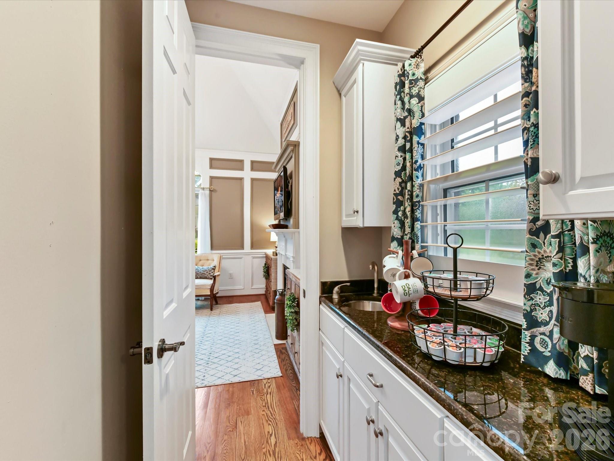 6114 Four Wood Drive Matthews NC 28104