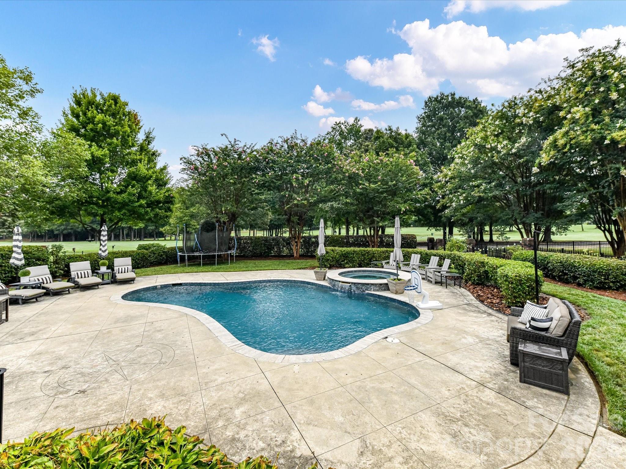 6114 Four Wood Drive Matthews NC 28104