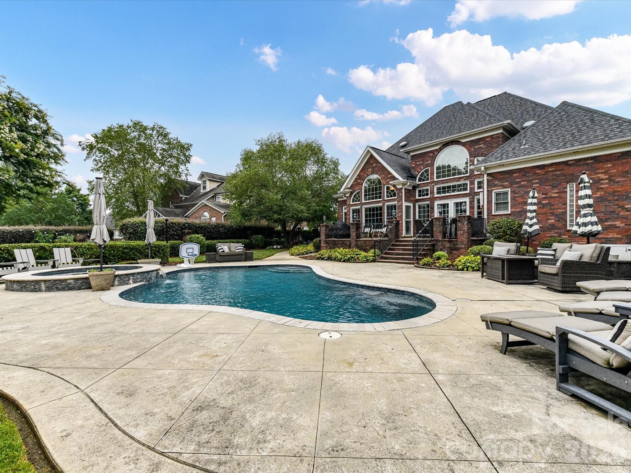 6114 Four Wood Drive Matthews NC 28104