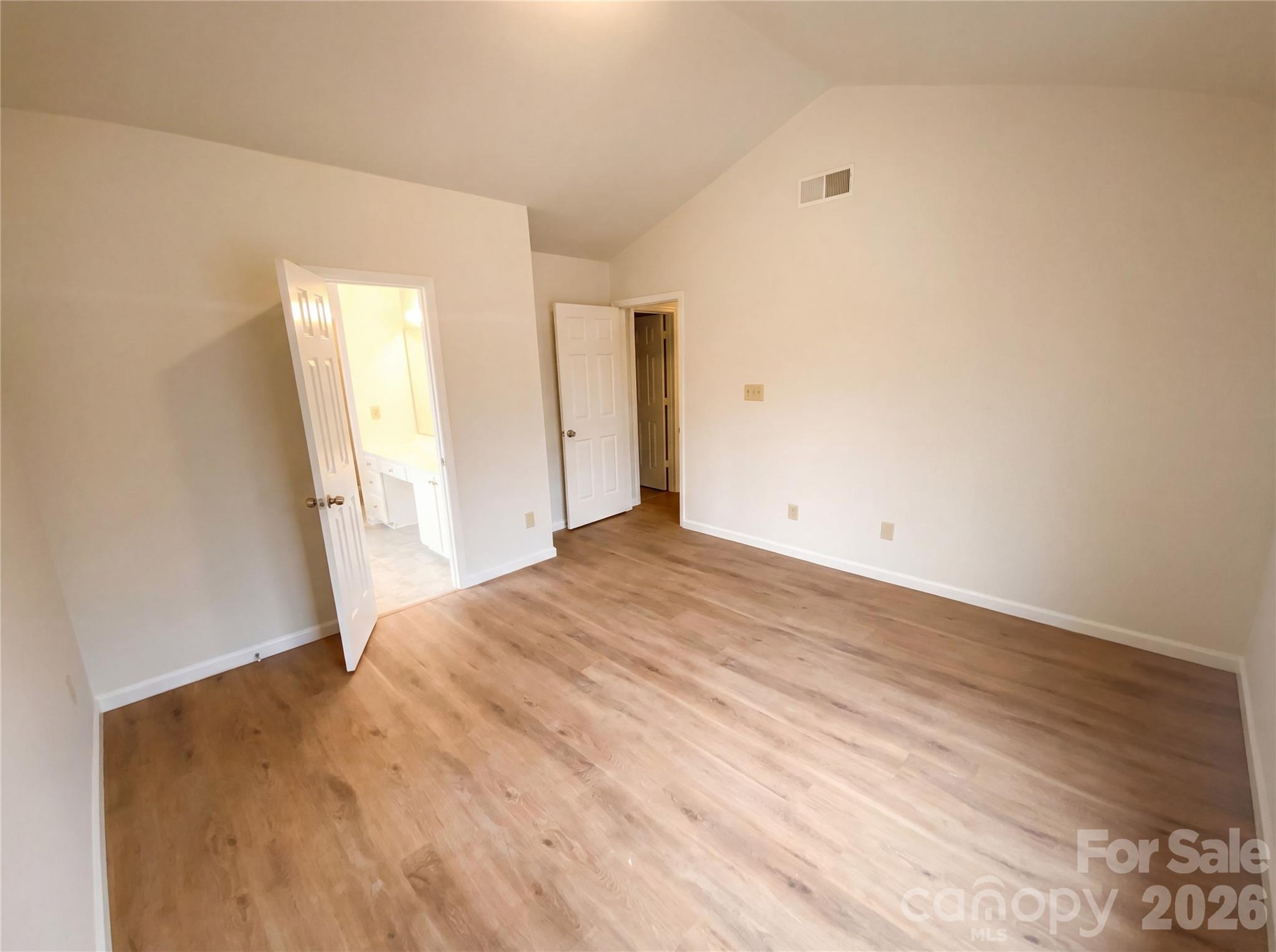 5719 Rocbridge Lane Charlotte NC 28208