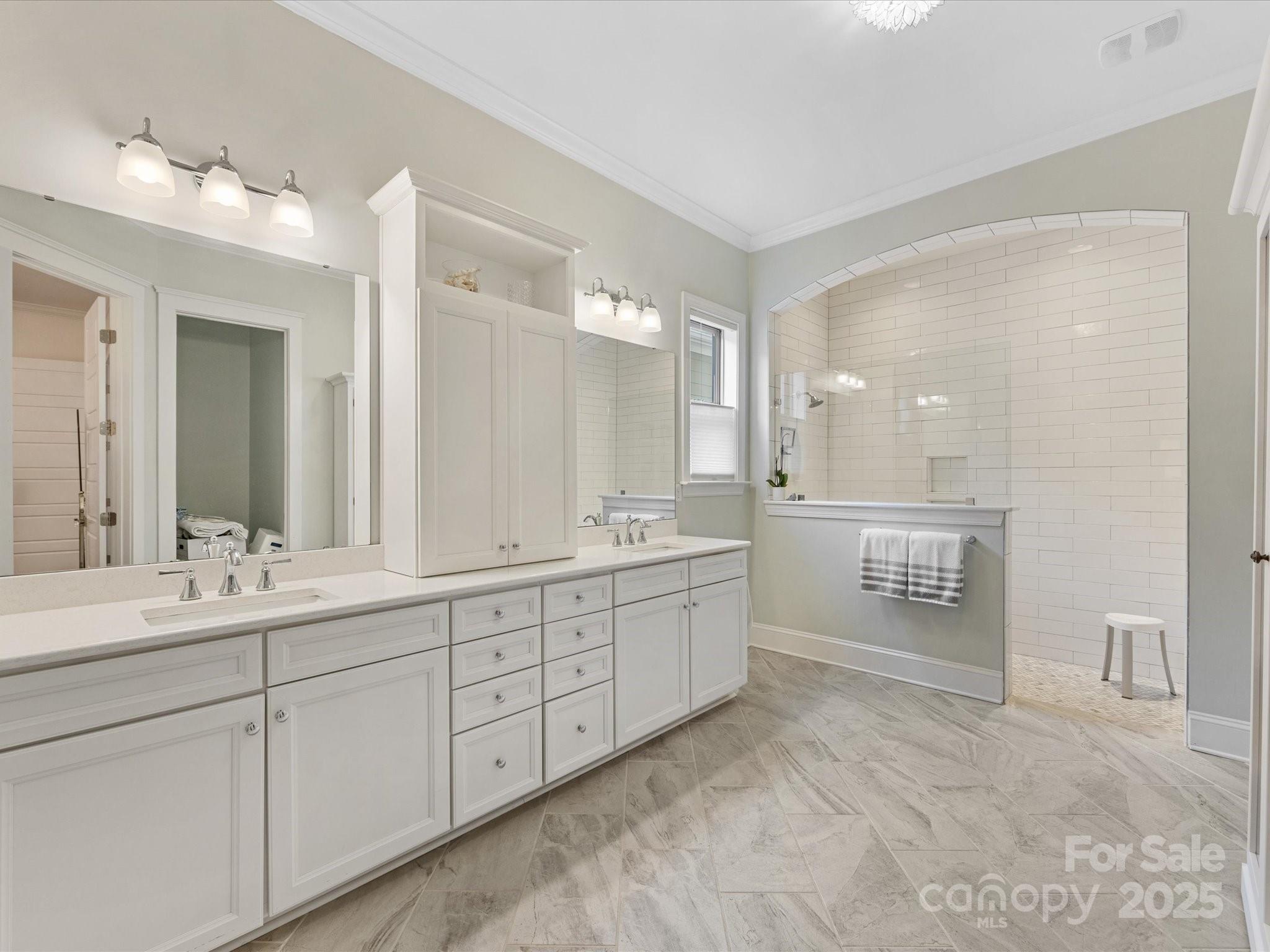 7732 Waverly Walk Avenue Charlotte NC 28277