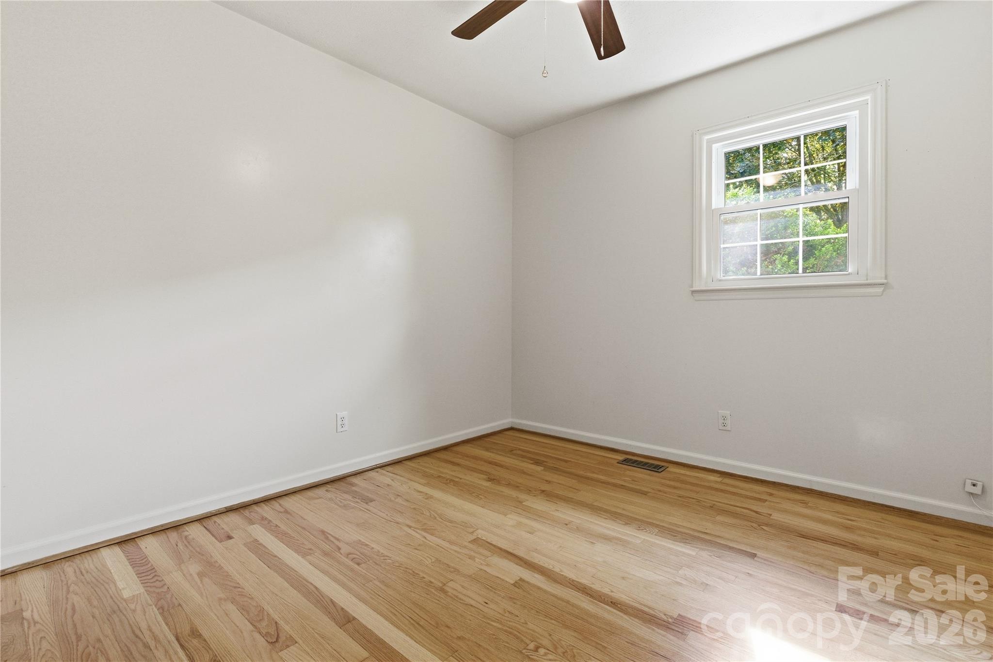 123 Castleton Lane Hendersonville NC 28791