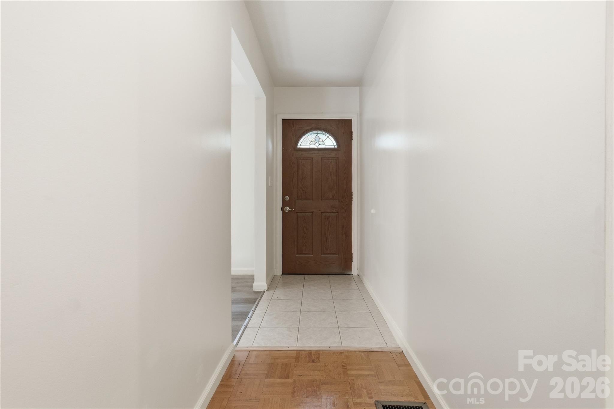 123 Castleton Lane Hendersonville NC 28791
